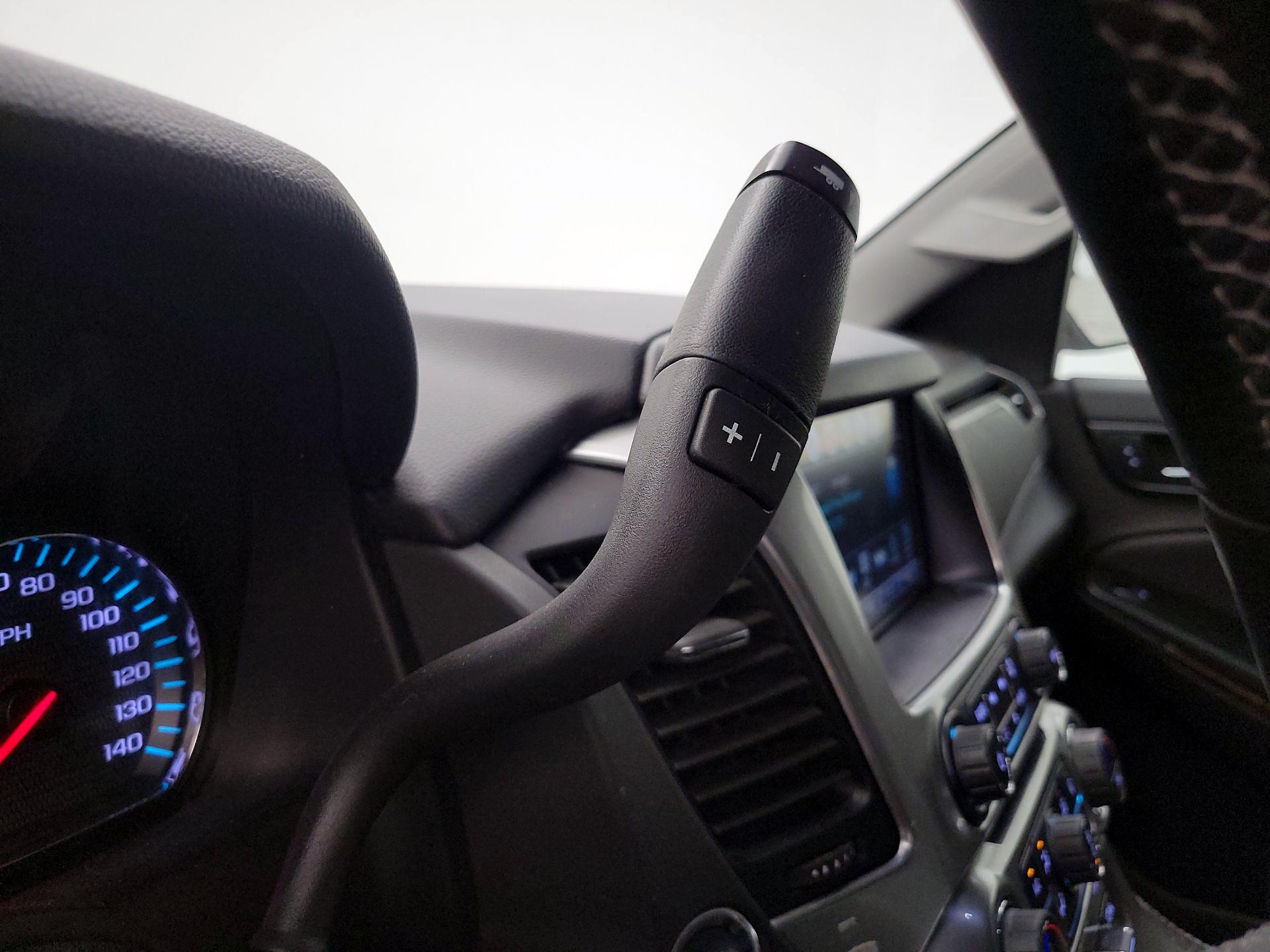 Thumbnail: 2020 Chevrolet Tahoe - 17