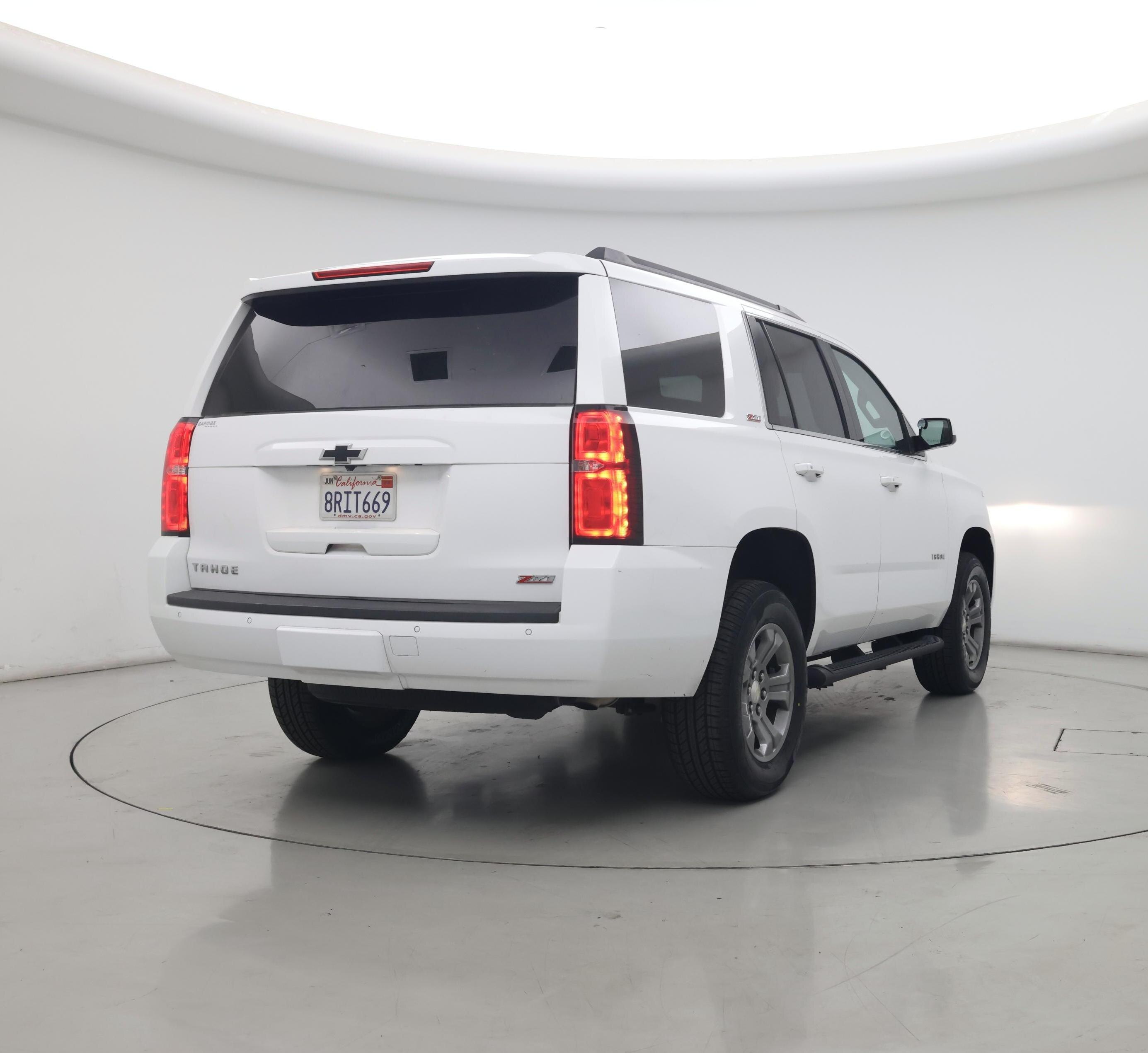 Thumbnail: 2020 Chevrolet Tahoe - 8