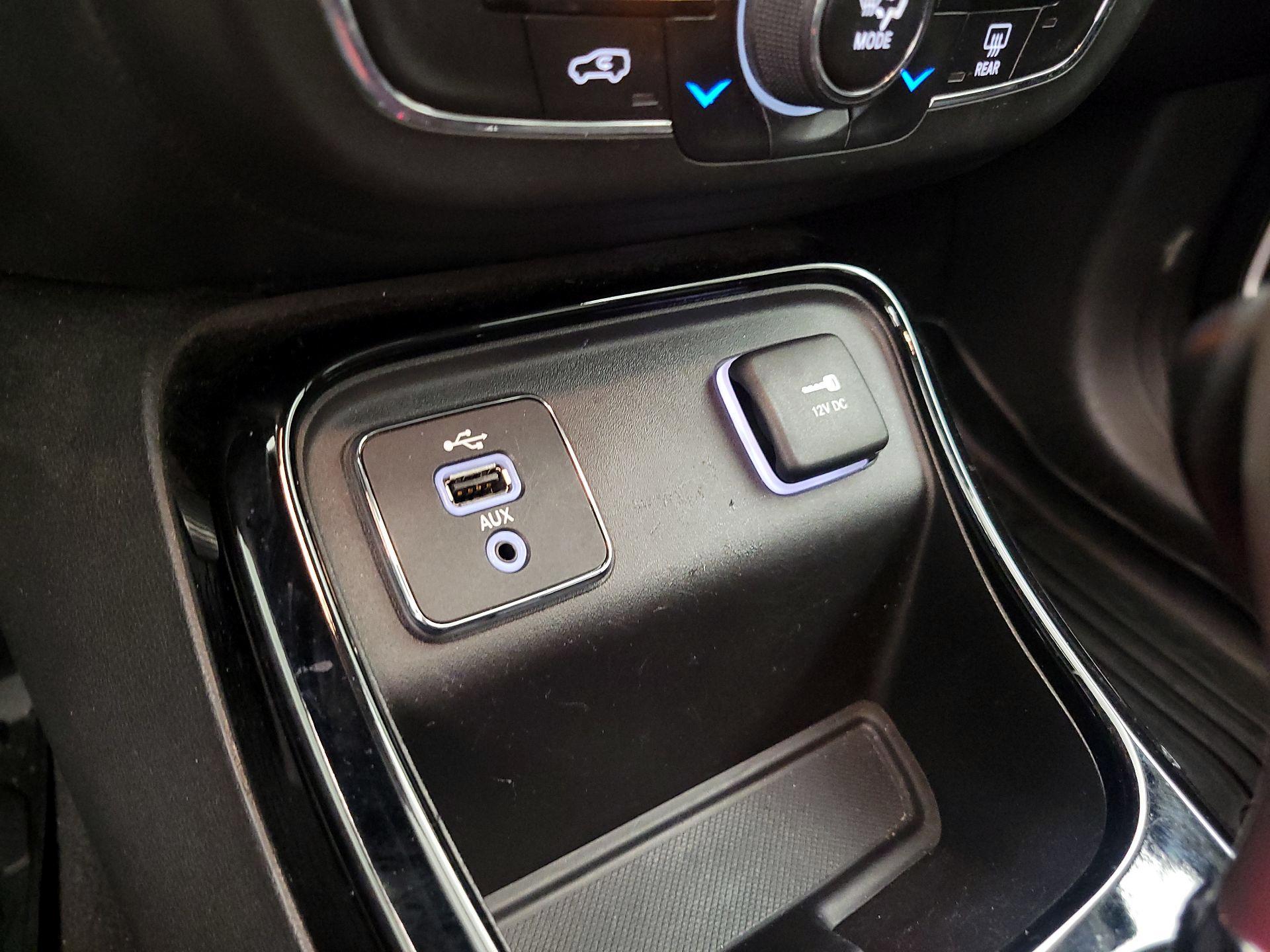 Thumbnail: 2018 Jeep Compass - 18