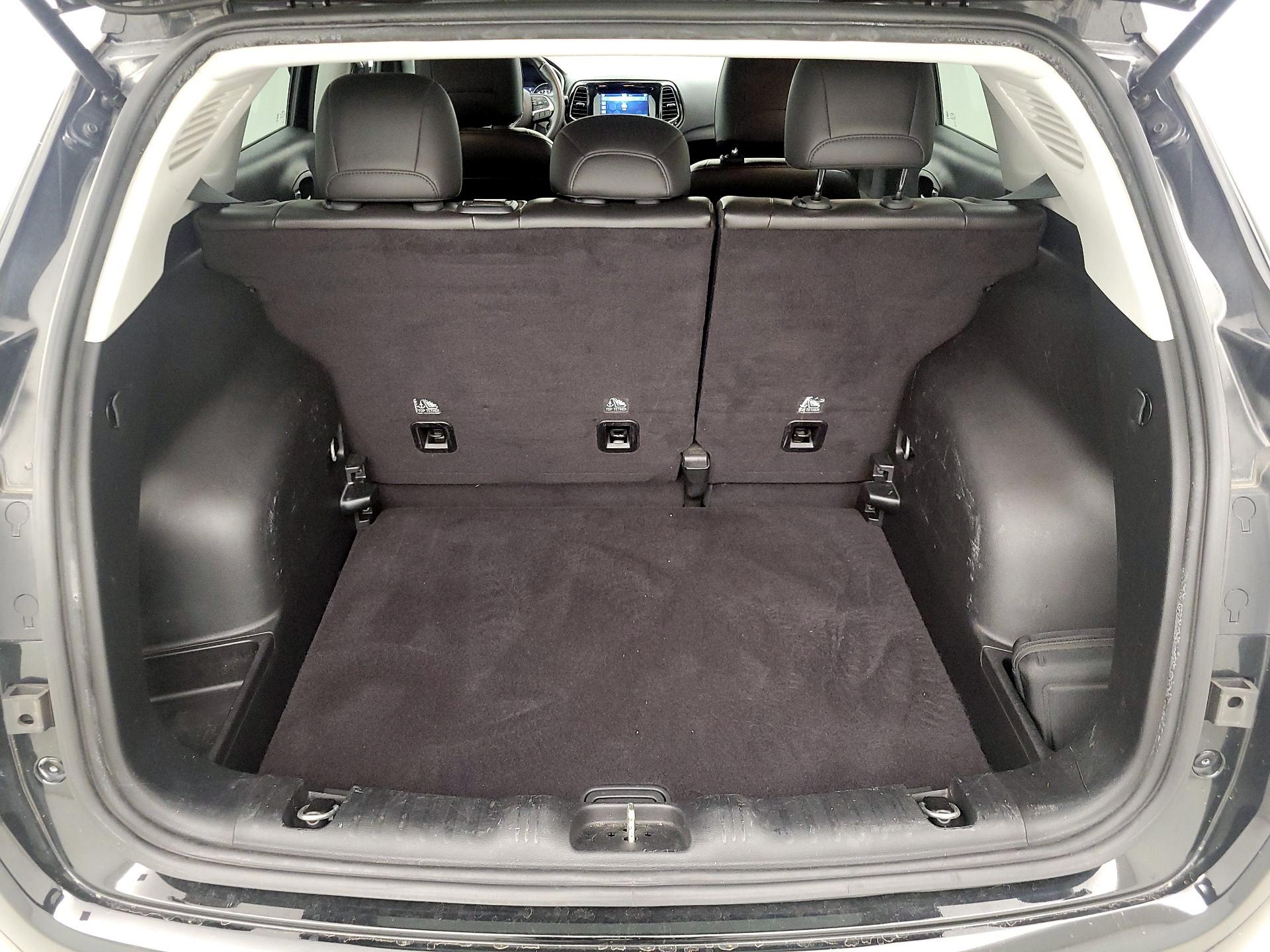 Thumbnail: 2018 Jeep Compass - 20