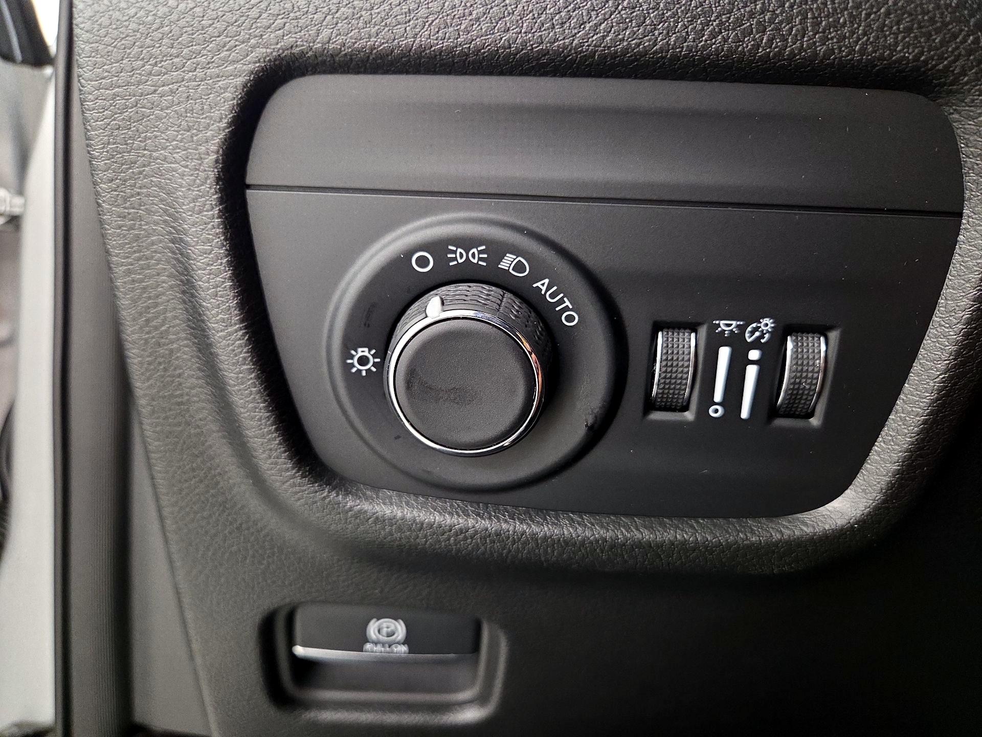 Thumbnail: 2024 Jeep Grand Cherokee - 13