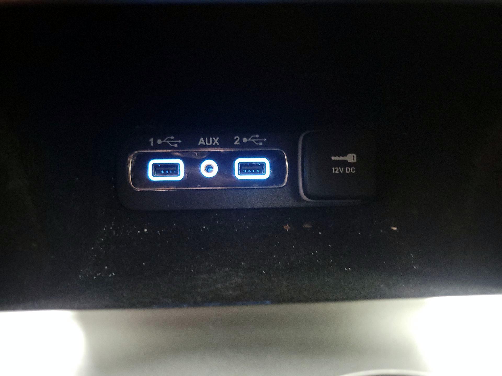 Thumbnail: 2018 Jeep Grand Cherokee - 19