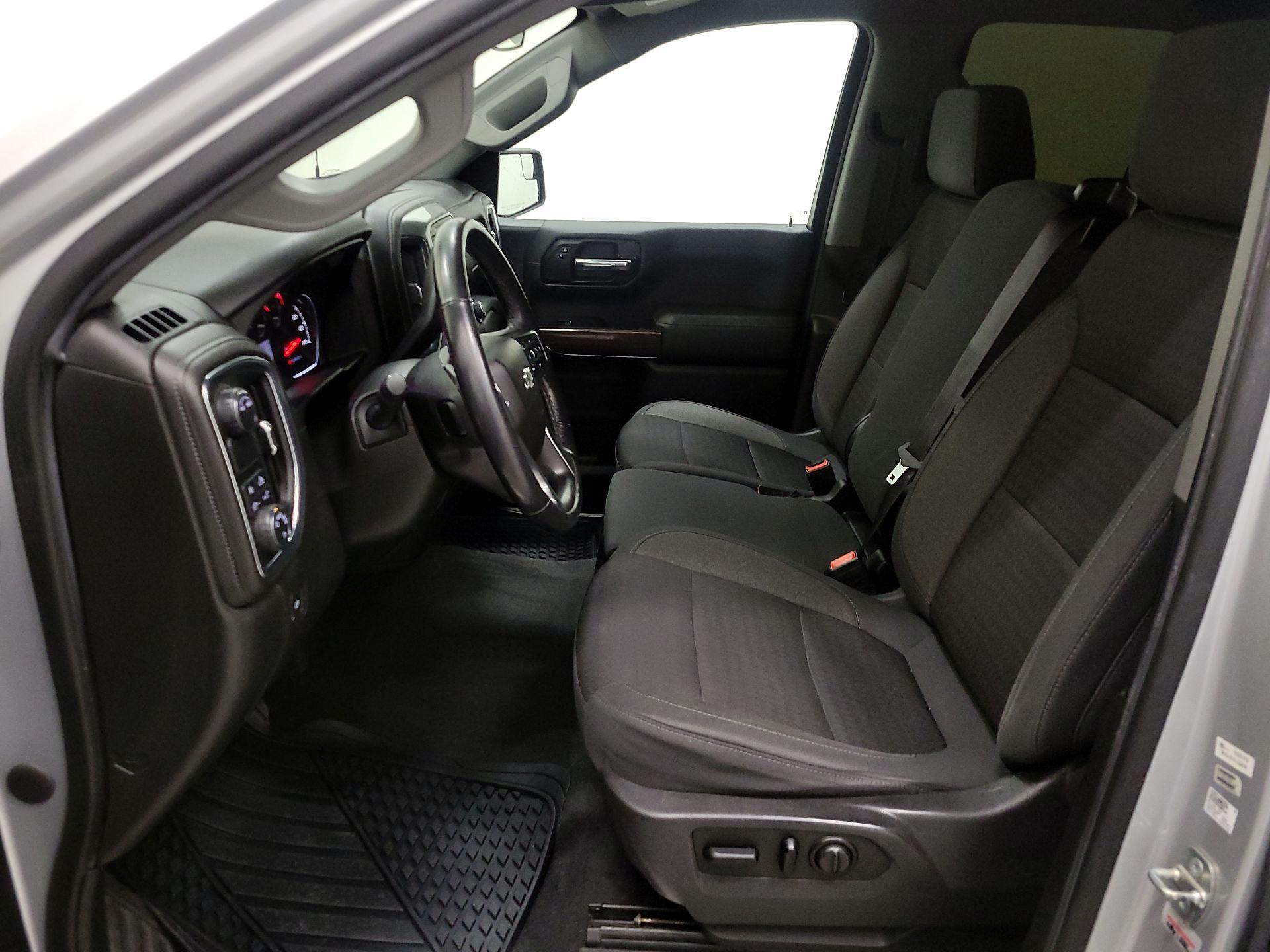 Thumbnail: 2020 Chevrolet Silverado 1500 - 11