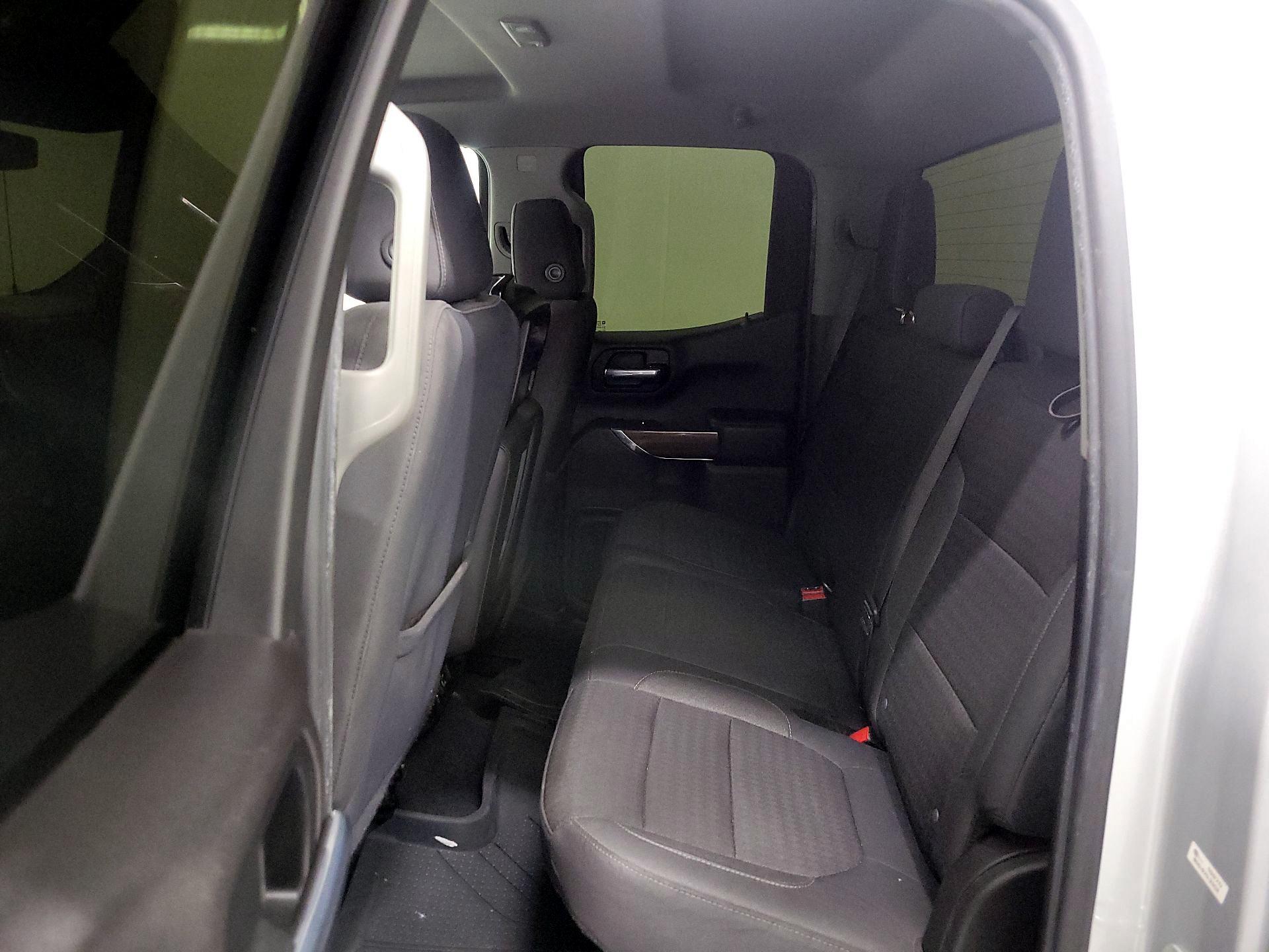 Thumbnail: 2020 Chevrolet Silverado 1500 - 19