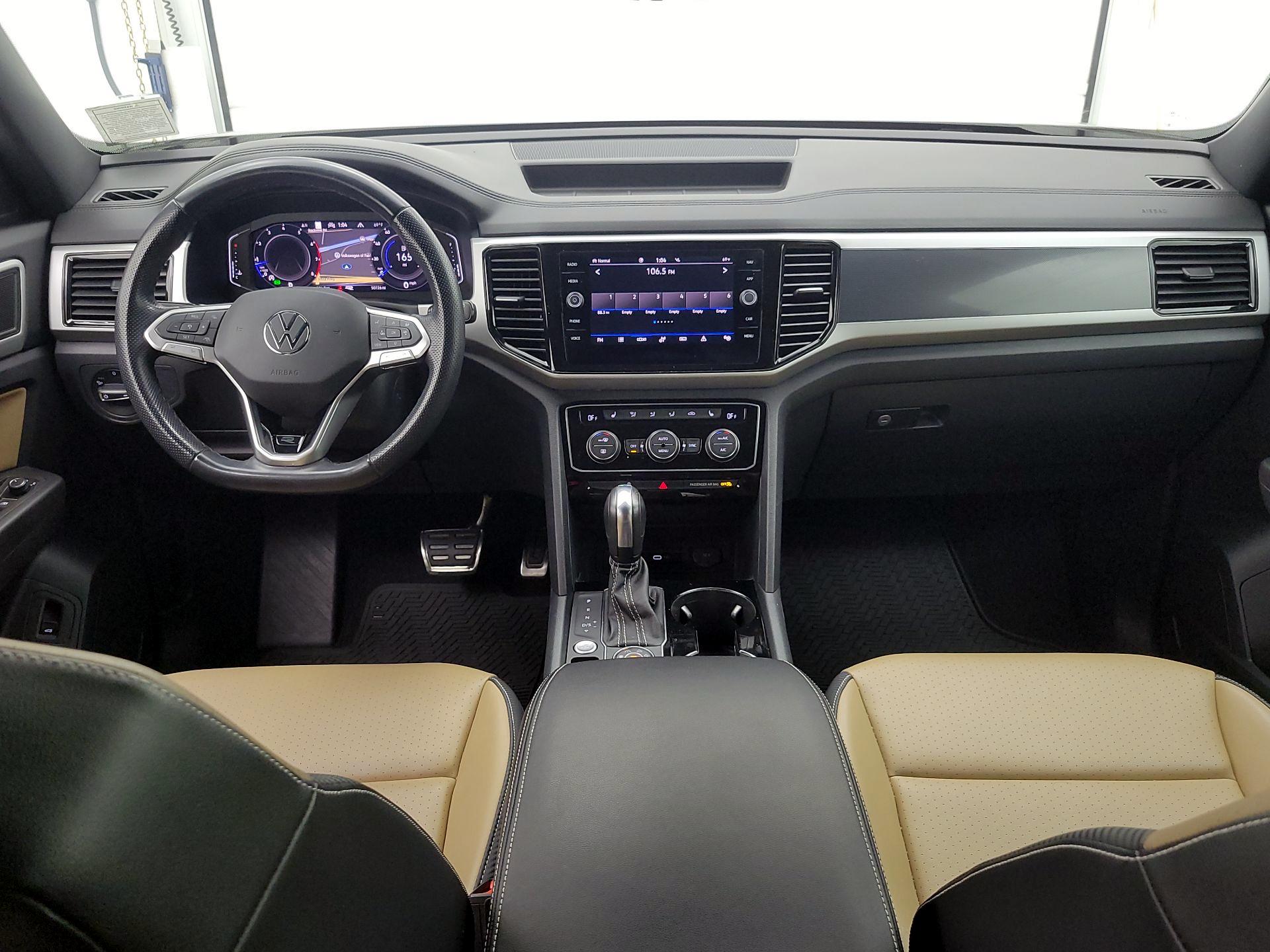 Thumbnail: 2022 Volkswagen Atlas - 9