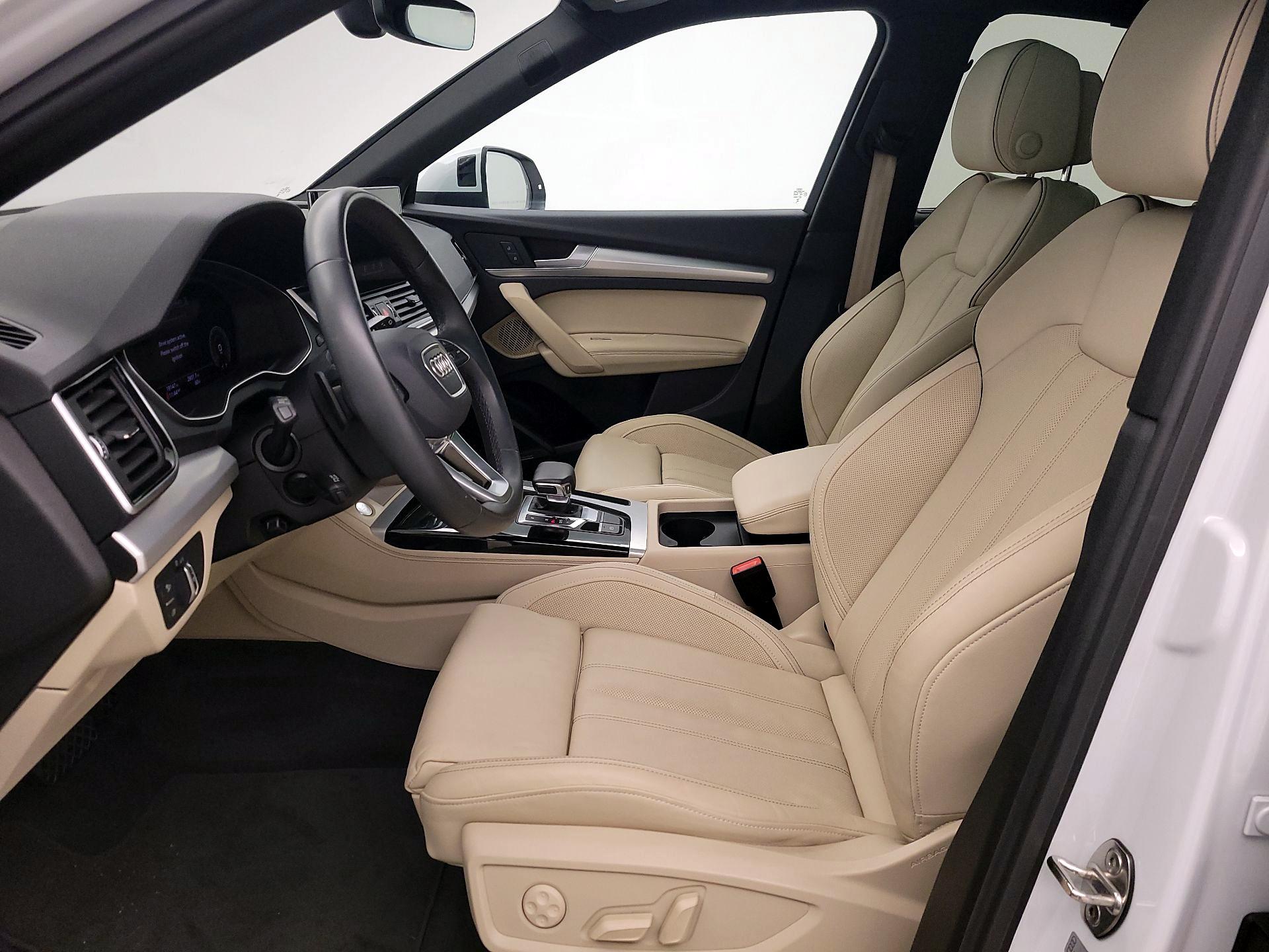 Thumbnail: 2023 Audi Q5 - 11