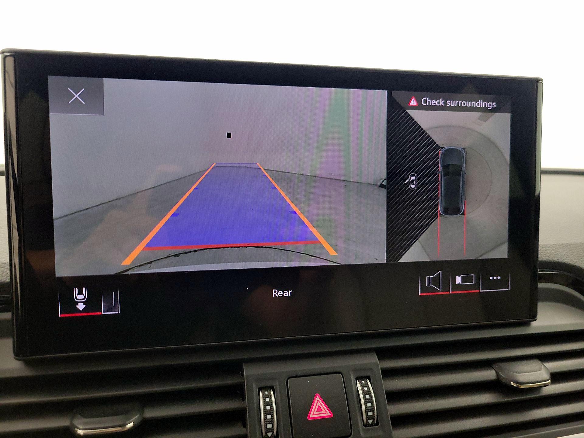 Thumbnail: 2023 Audi Q5 - 14