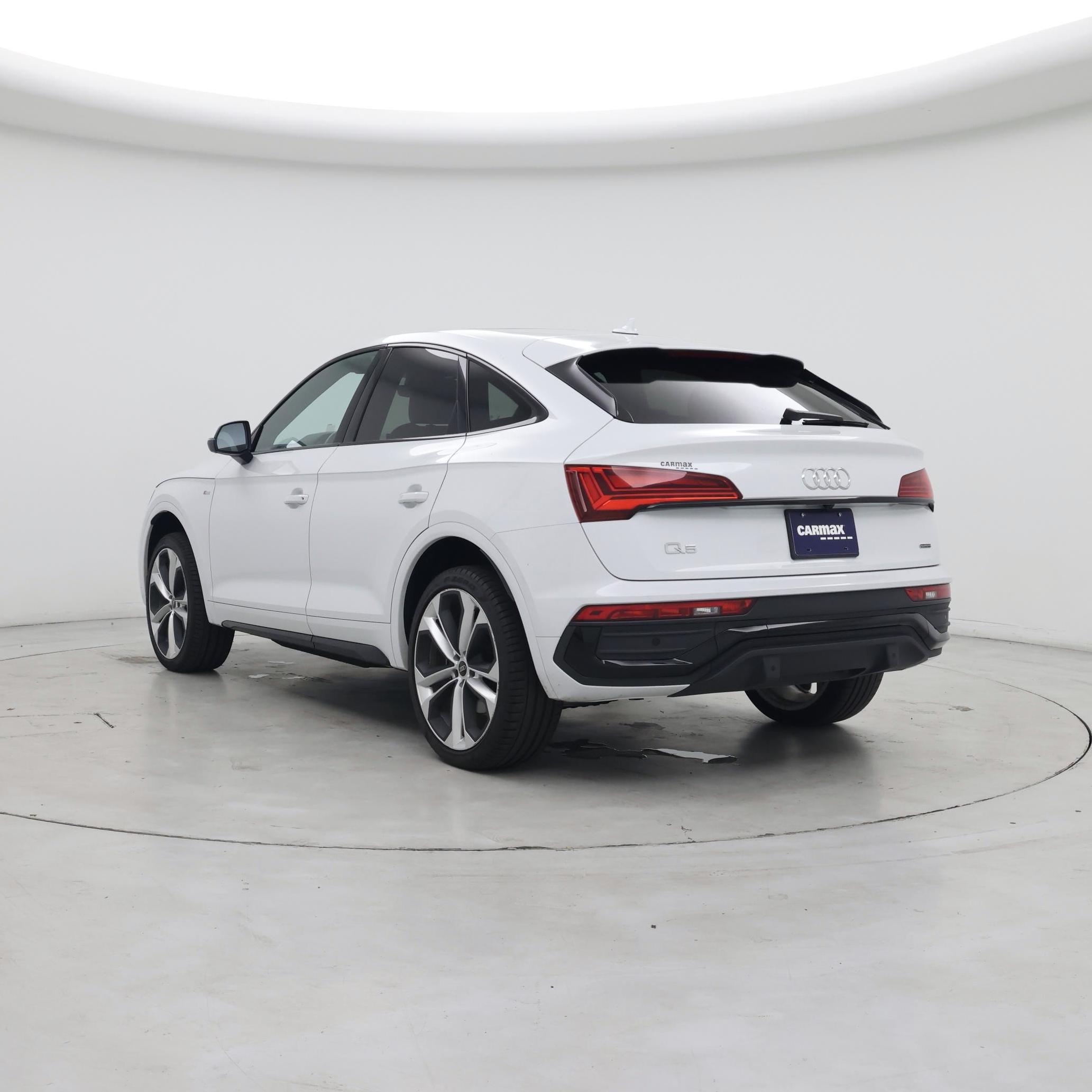 Thumbnail: 2023 Audi Q5 - 2