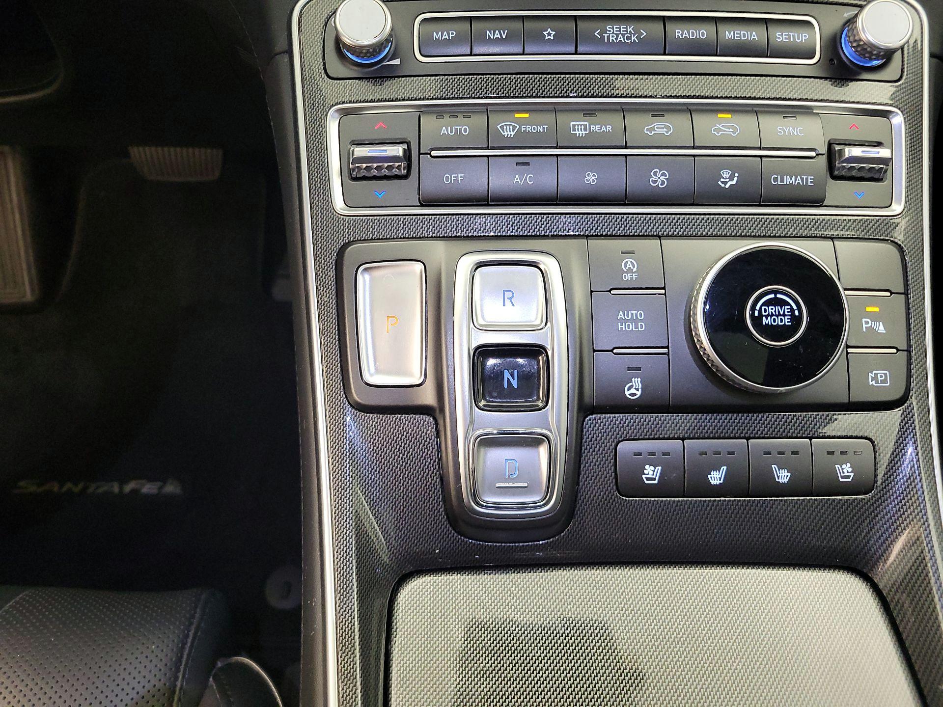 Thumbnail: 2021 Hyundai Santa Fe - 17