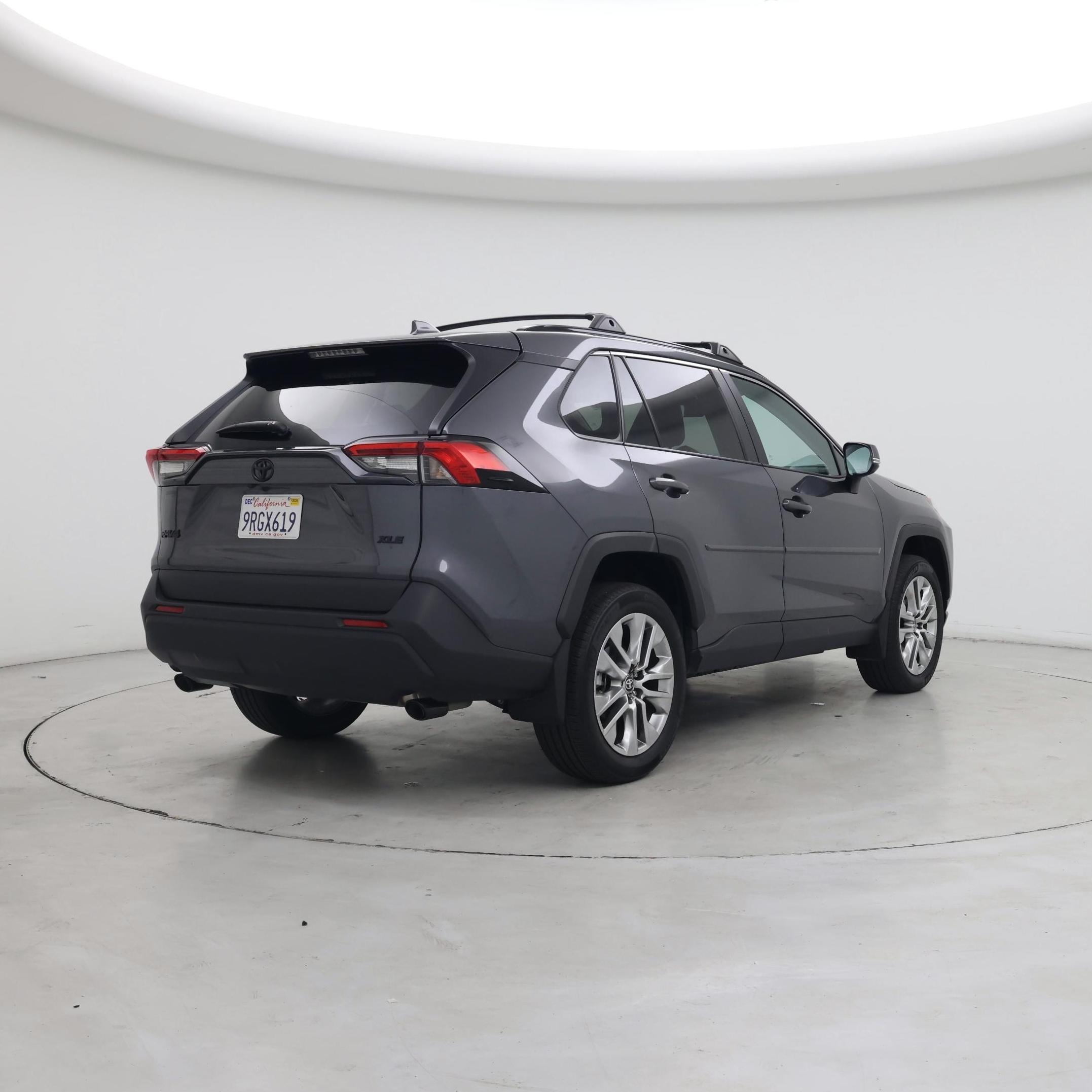 Thumbnail: 2025 Toyota RAV4 - 8