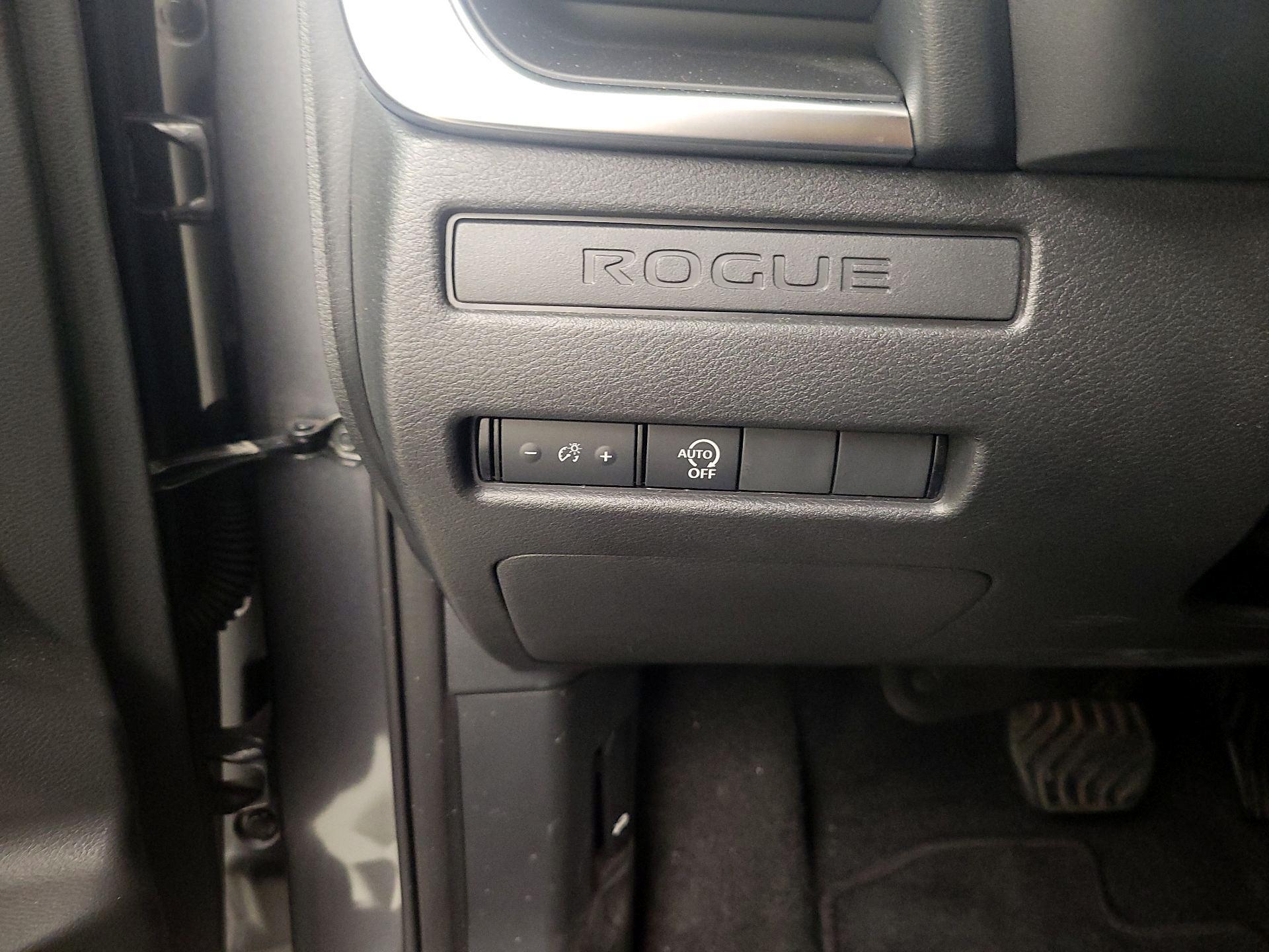 Thumbnail: 2024 Nissan Rogue - 13