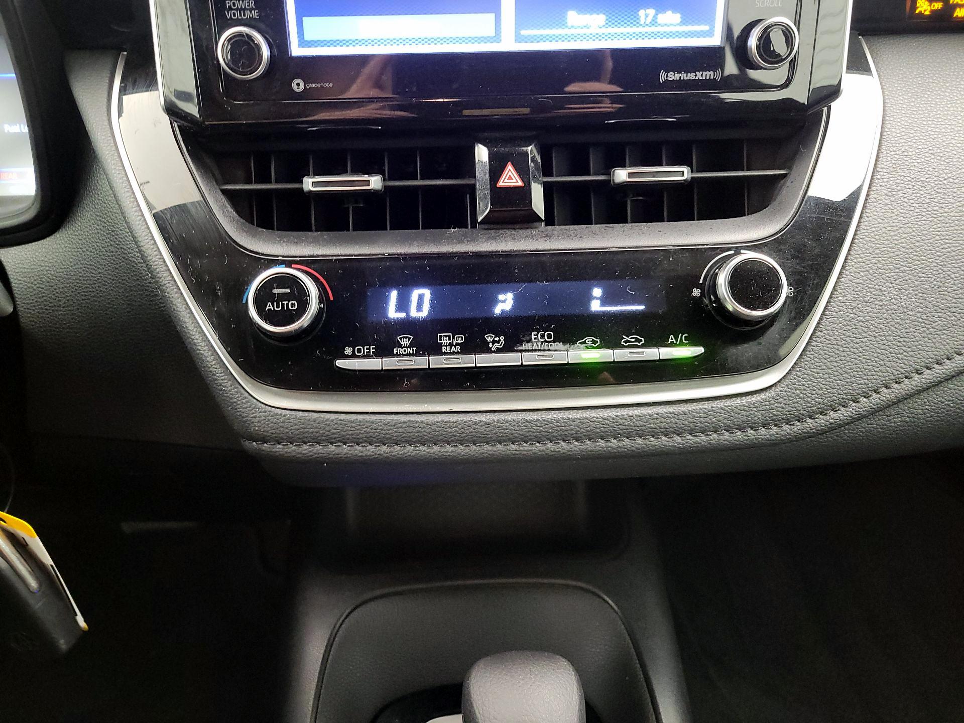 Thumbnail: 2021 Toyota Corolla - 16