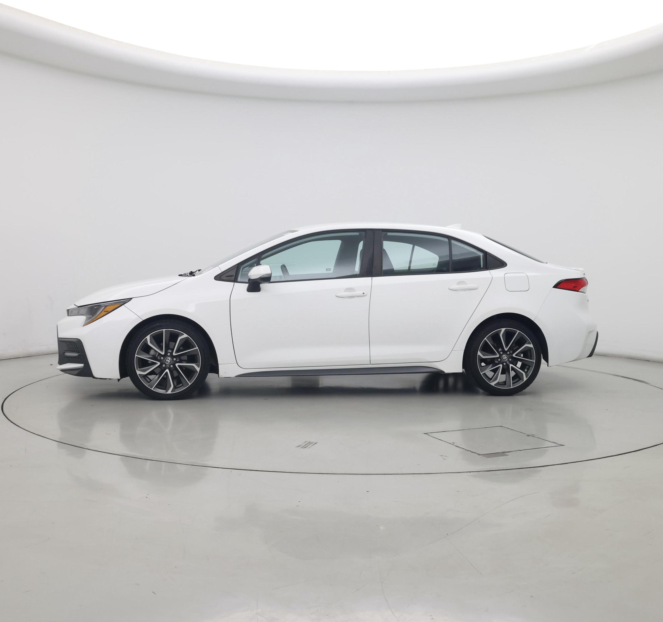 Thumbnail: 2021 Toyota Corolla - 3