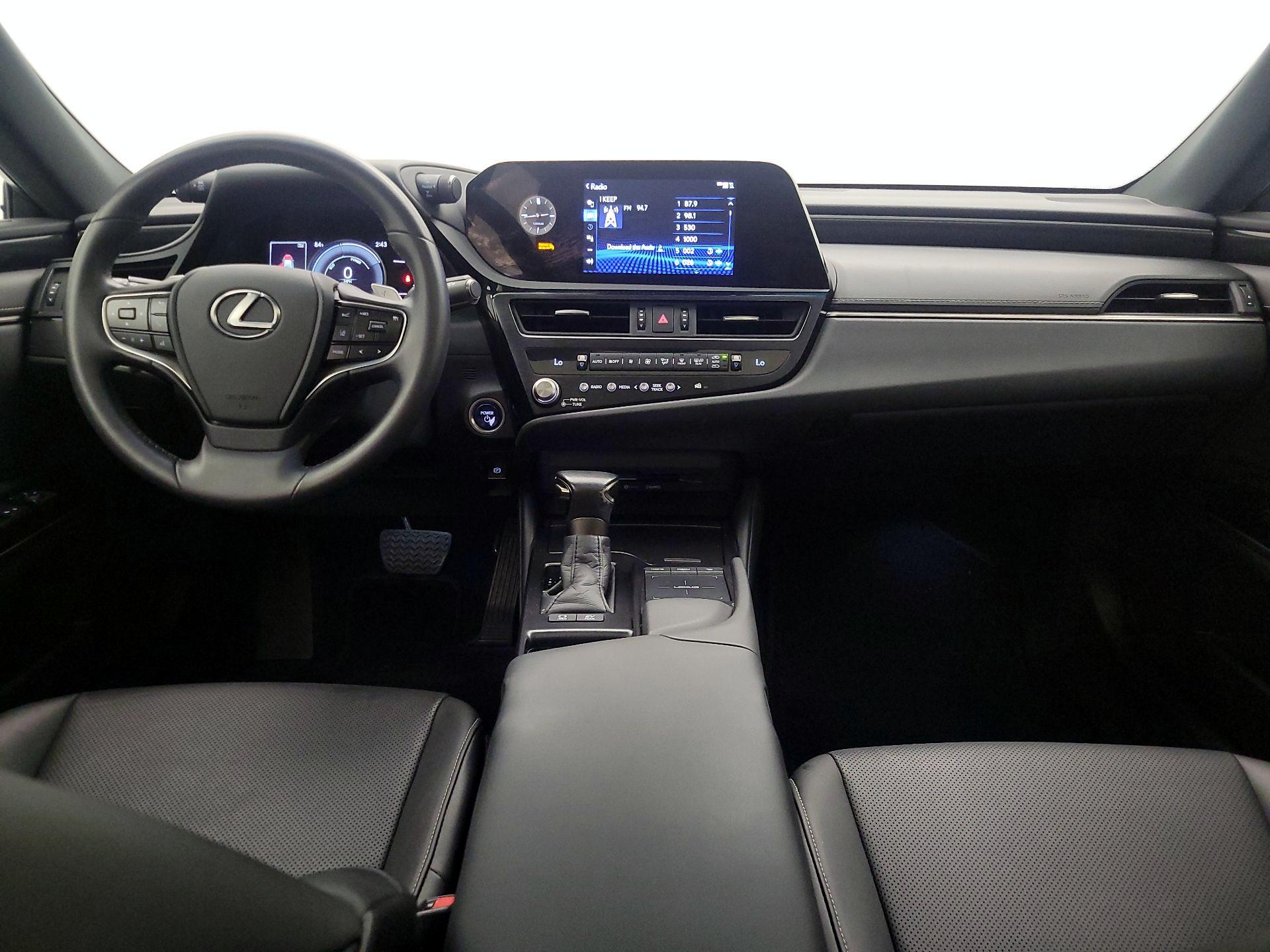 Thumbnail: 2022 Lexus ES - 9