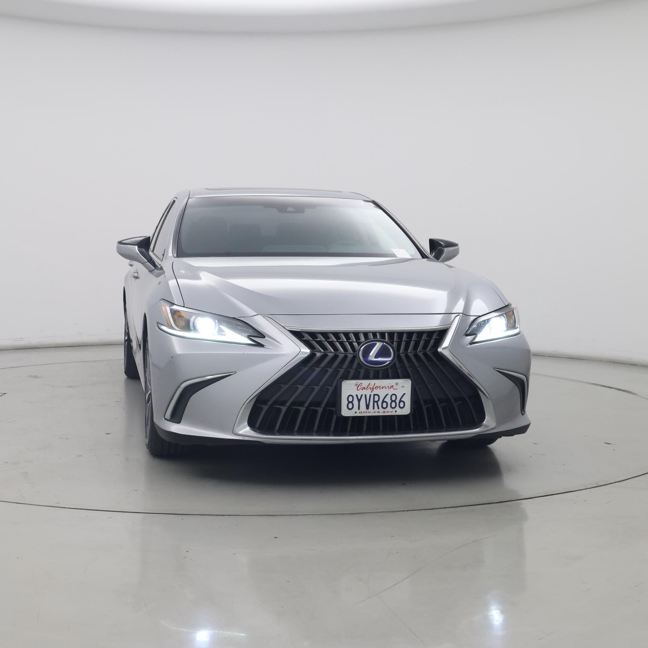 Thumbnail: 2022 Lexus ES - 5