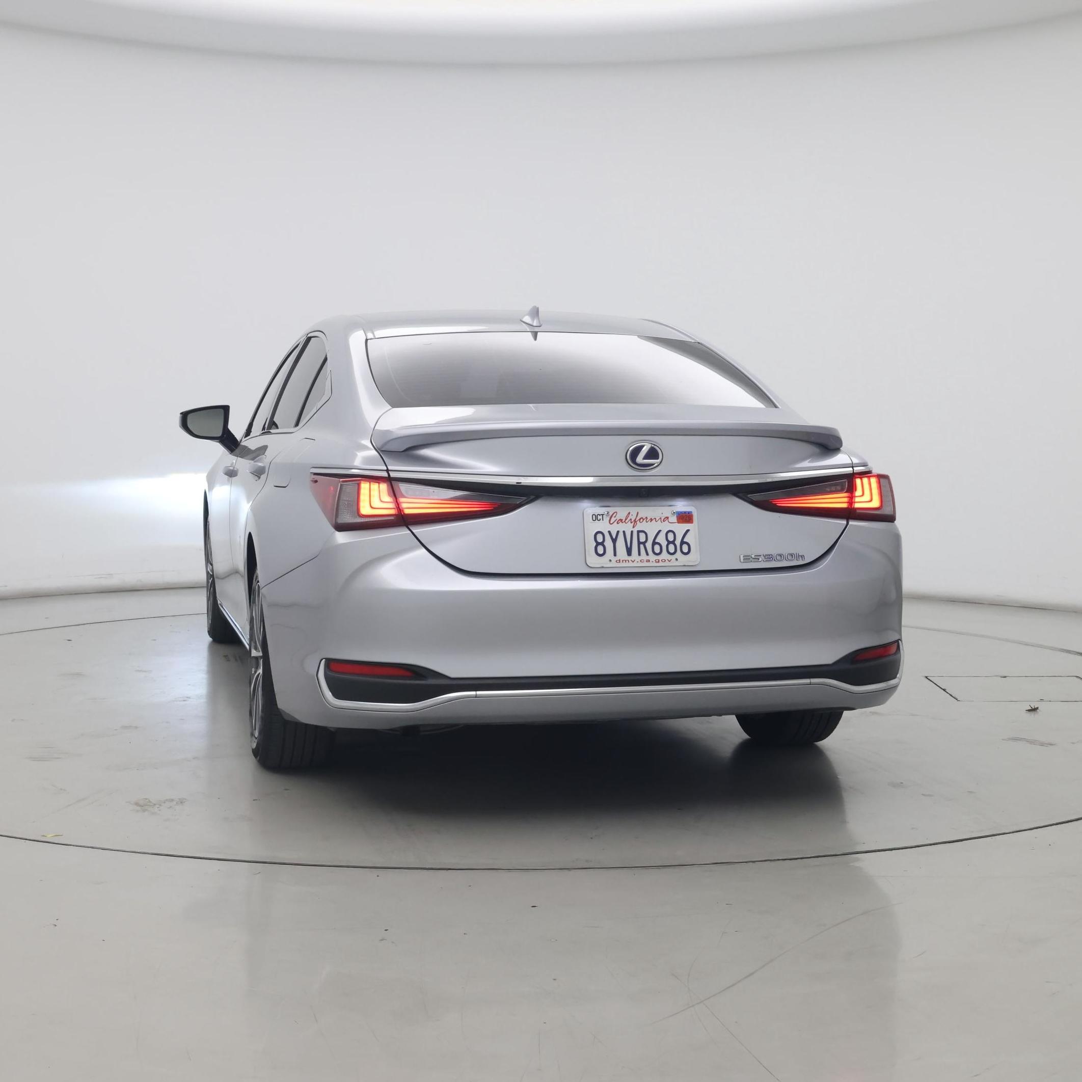 Thumbnail: 2022 Lexus ES - 6