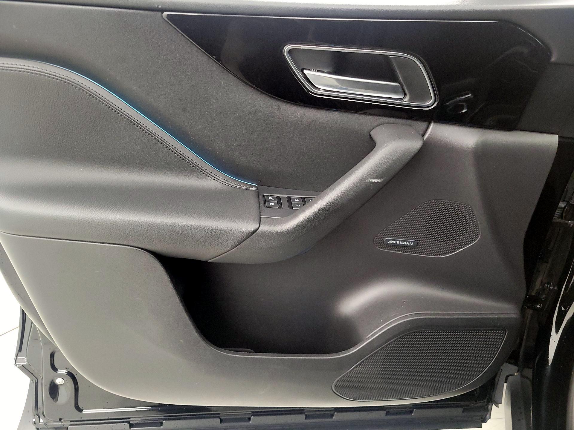 Thumbnail: 2020 Jaguar F-Pace - 12