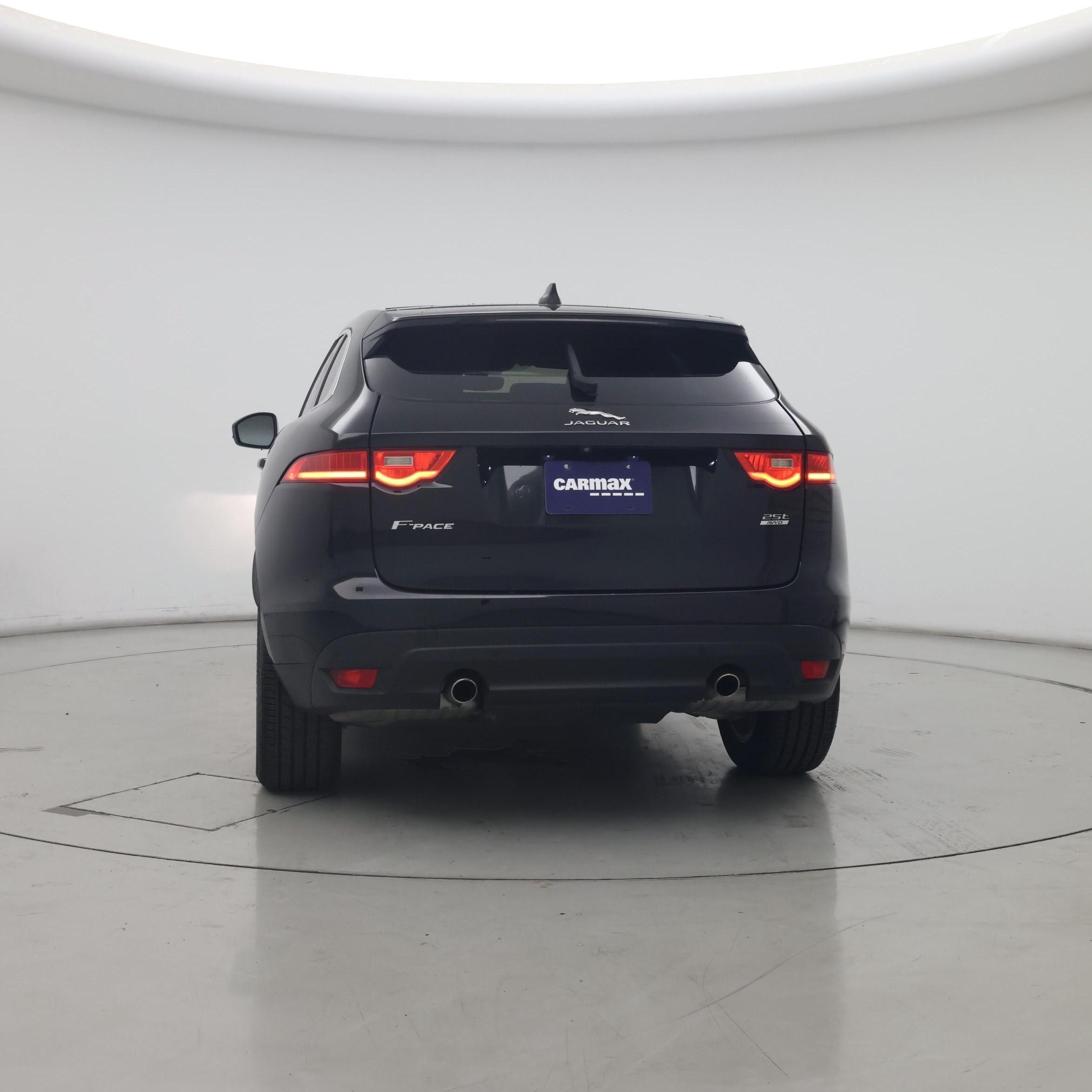Thumbnail: 2020 Jaguar F-Pace - 6
