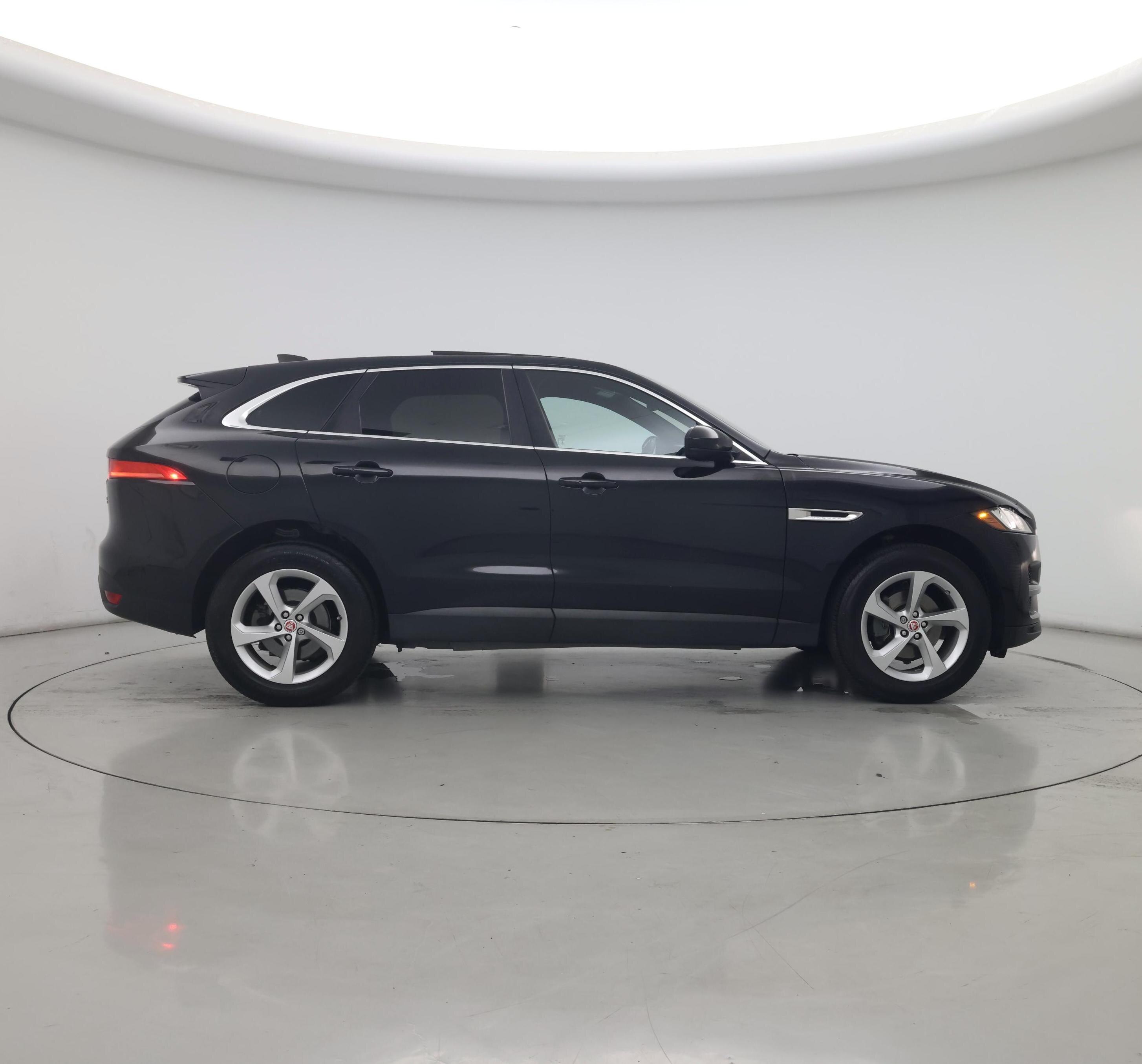 Thumbnail: 2020 Jaguar F-Pace - 7