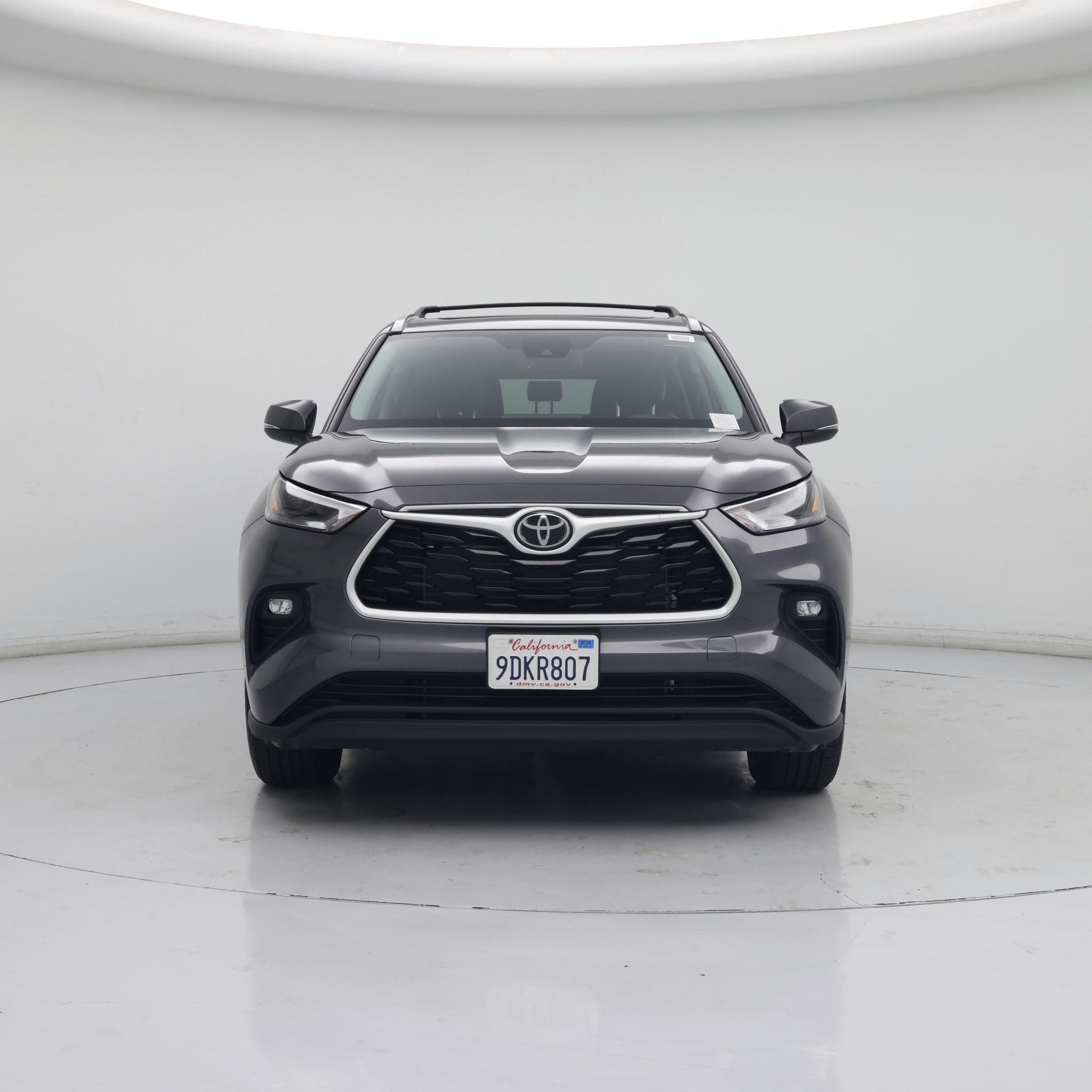 Thumbnail: 2022 Toyota Highlander - 5
