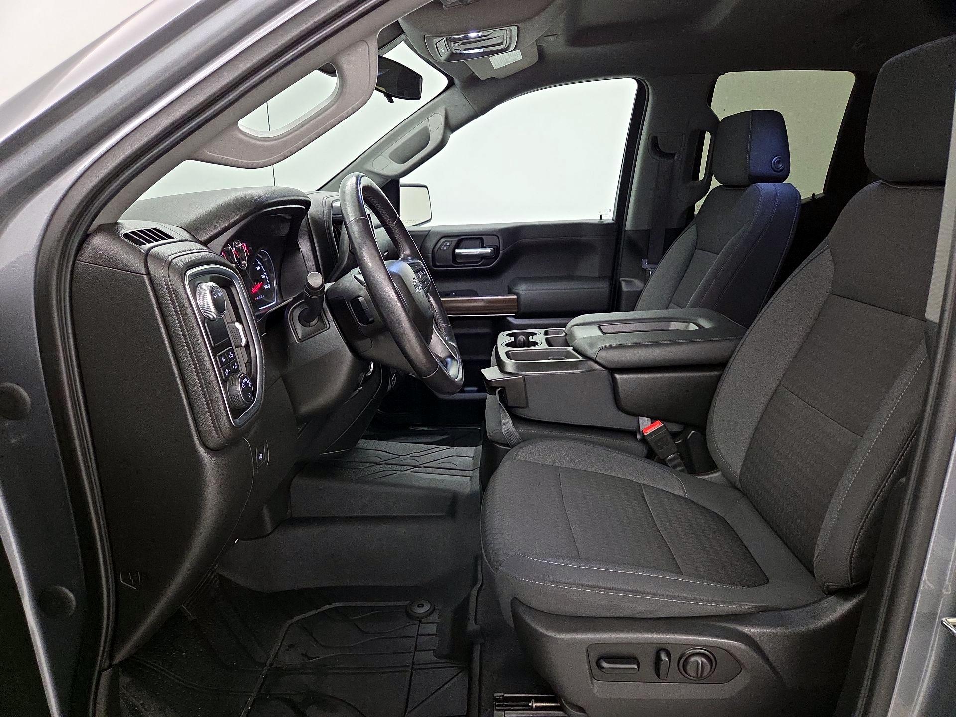 Thumbnail: 2020 Chevrolet Silverado 1500 - 11