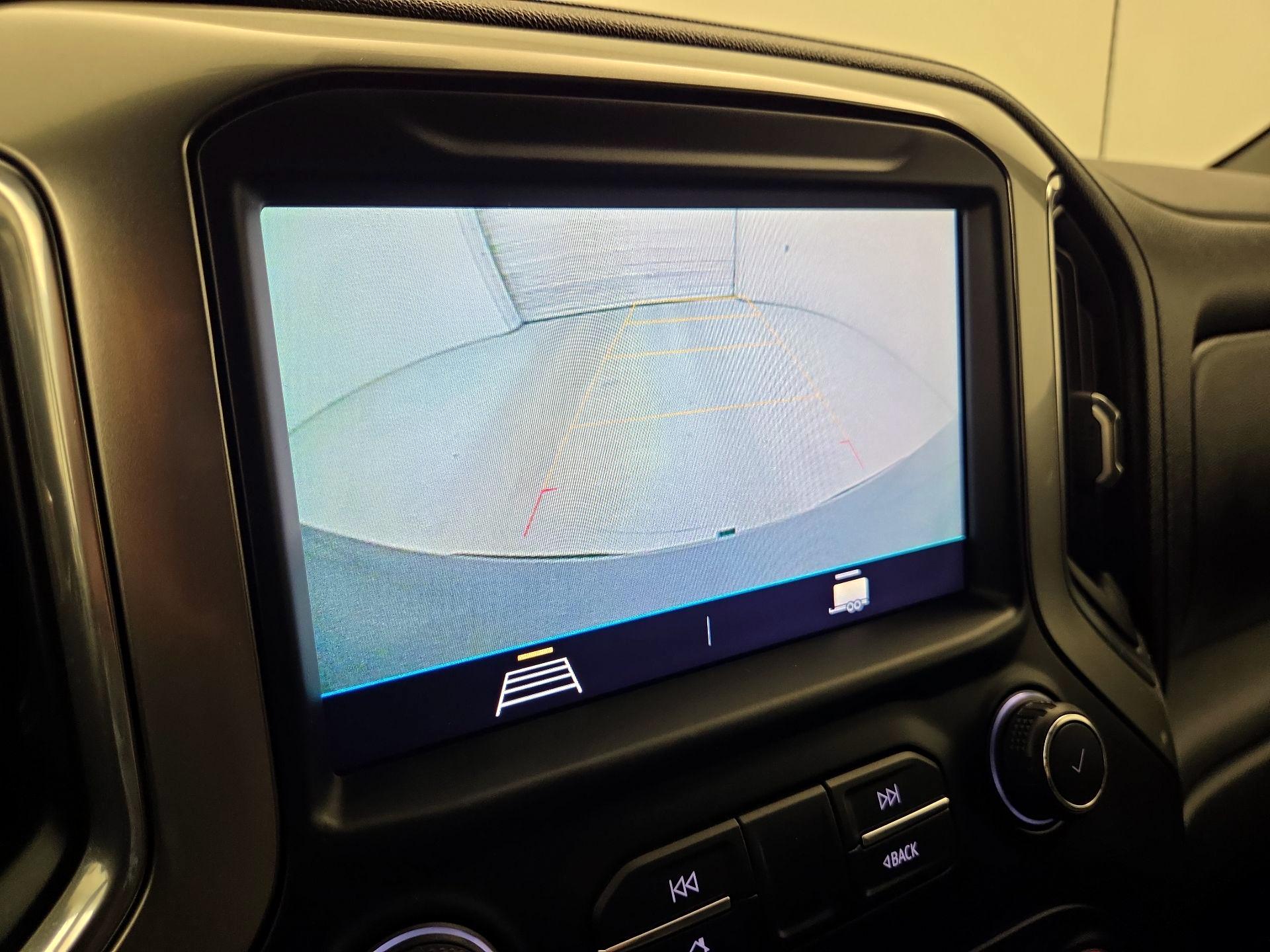 Thumbnail: 2020 Chevrolet Silverado 1500 - 15