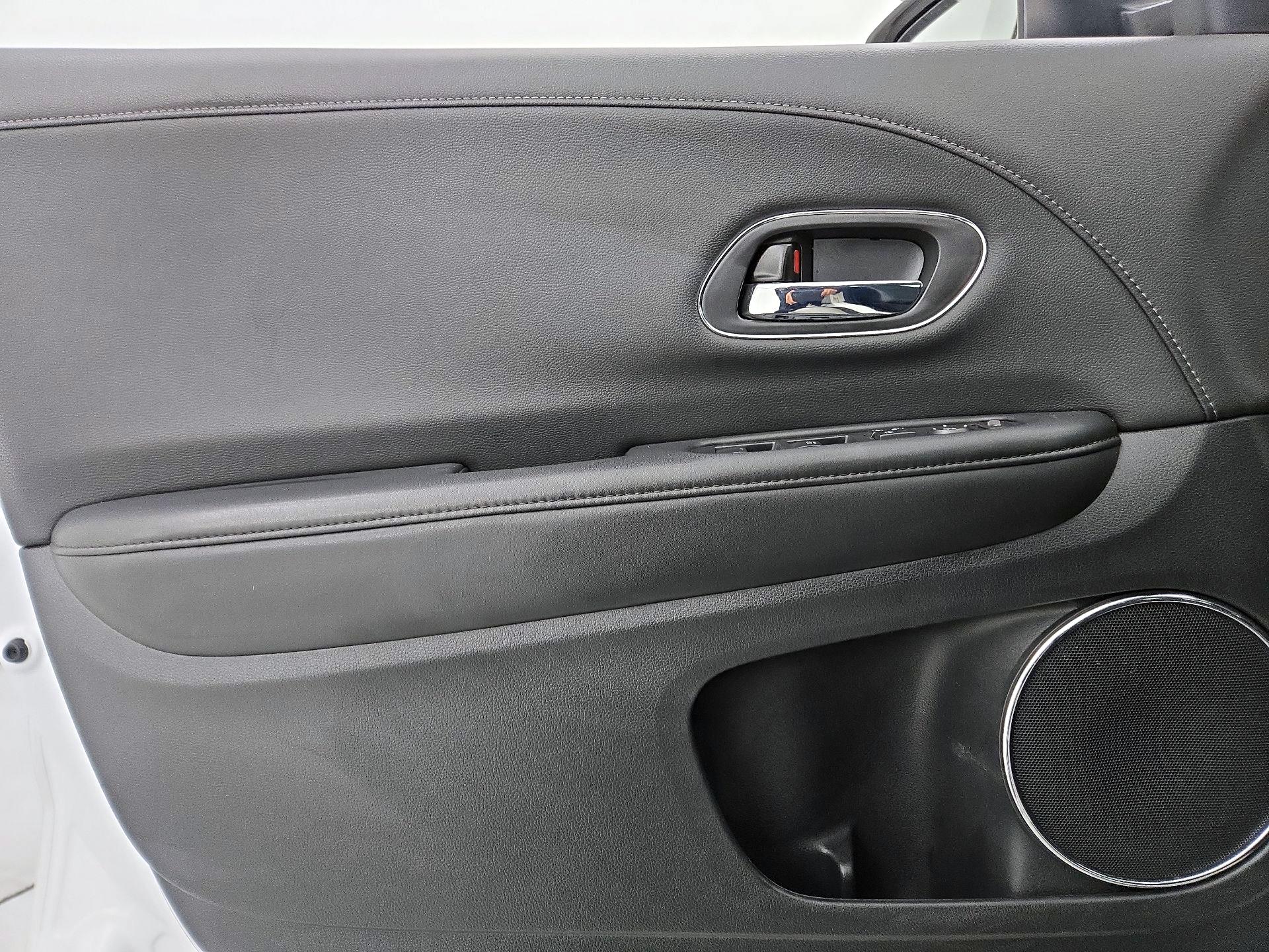 Thumbnail: 2022 Honda HR-V - 12