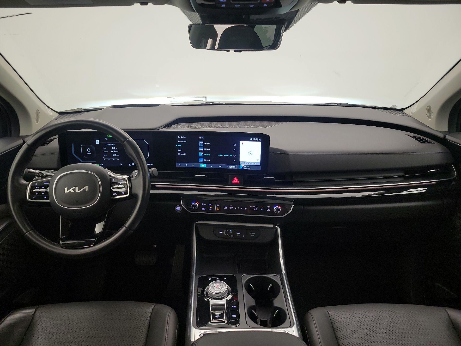 Thumbnail: 2025 Kia Carnival - 9