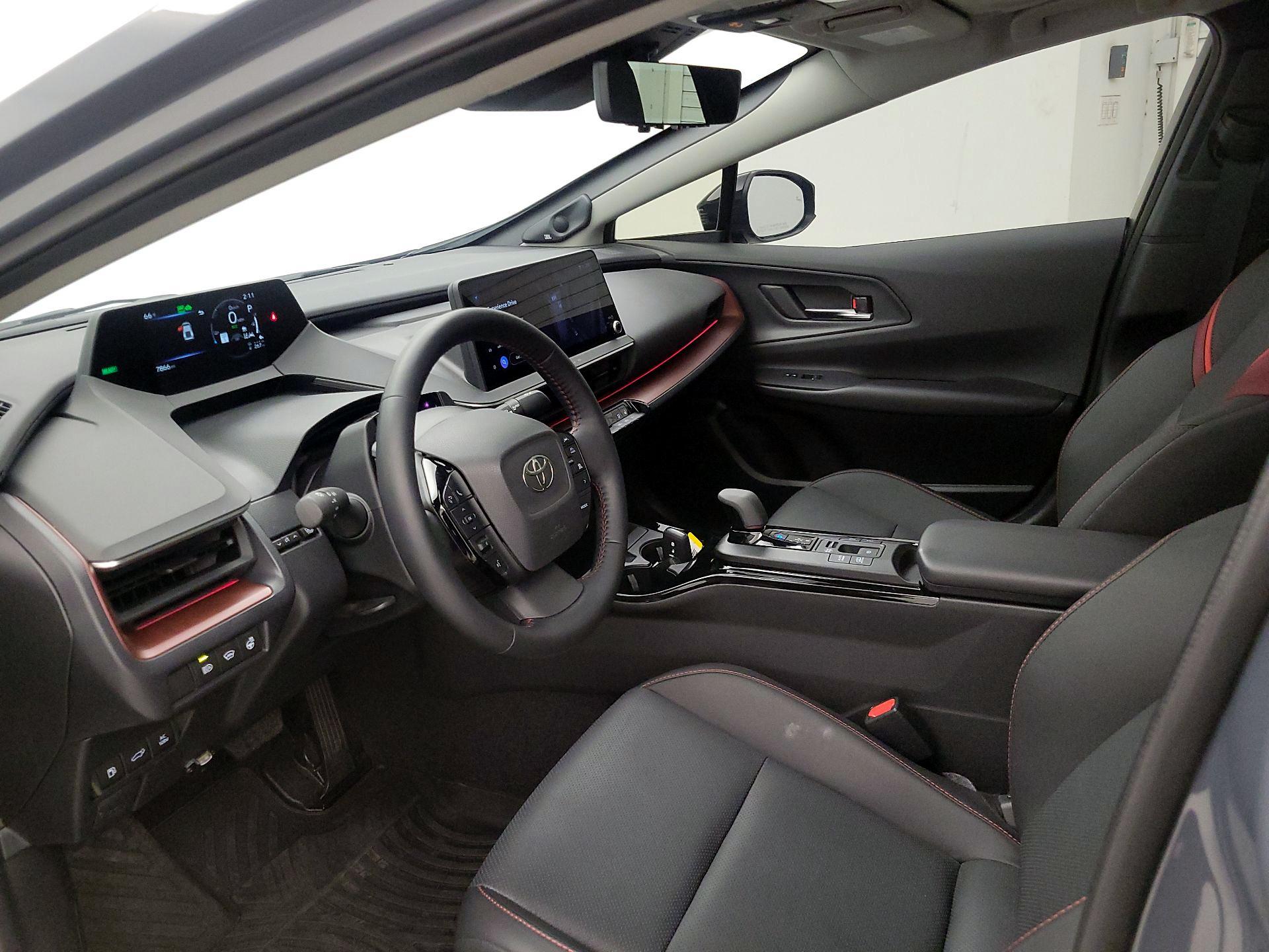 Thumbnail: 2024 Toyota Prius Prime - 11