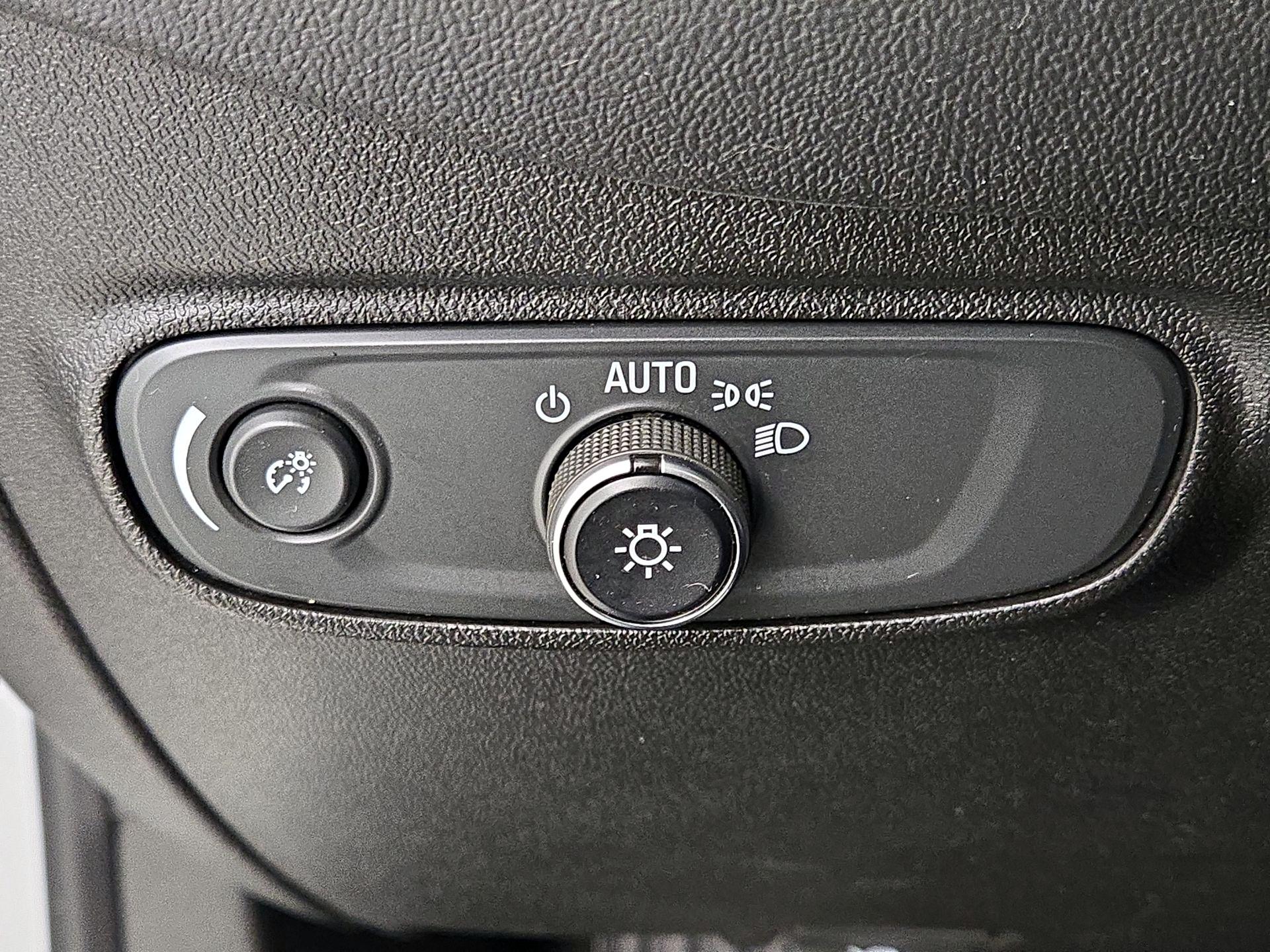 Thumbnail: 2022 Chevrolet Equinox - 13