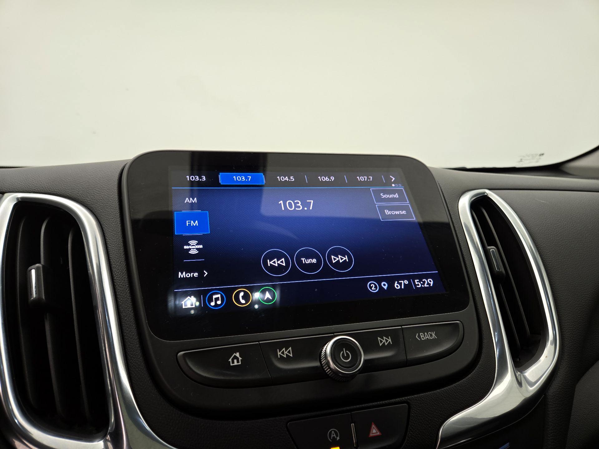 Thumbnail: 2022 Chevrolet Equinox - 16