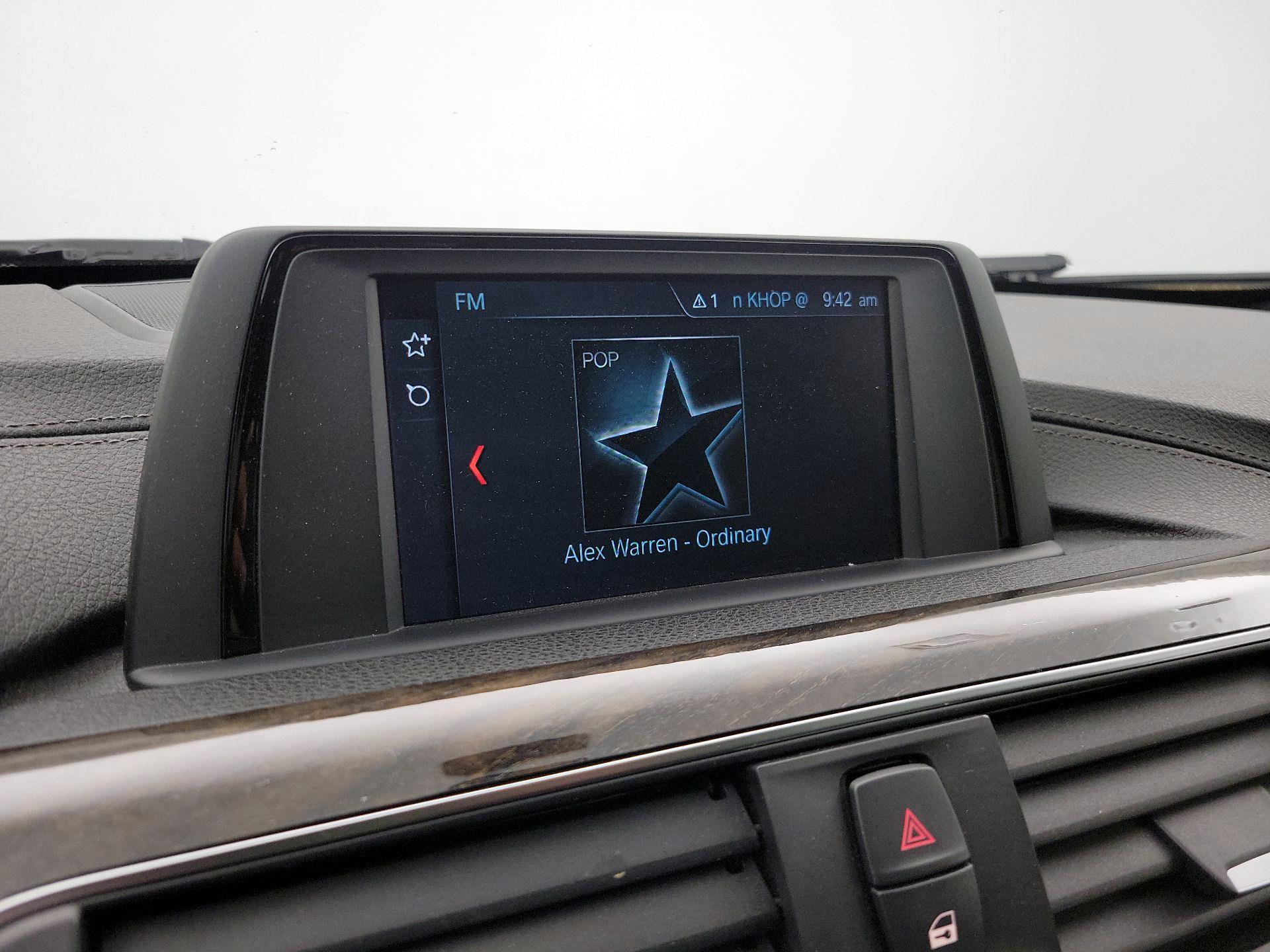 Thumbnail: 2018 BMW 3 Series - 15