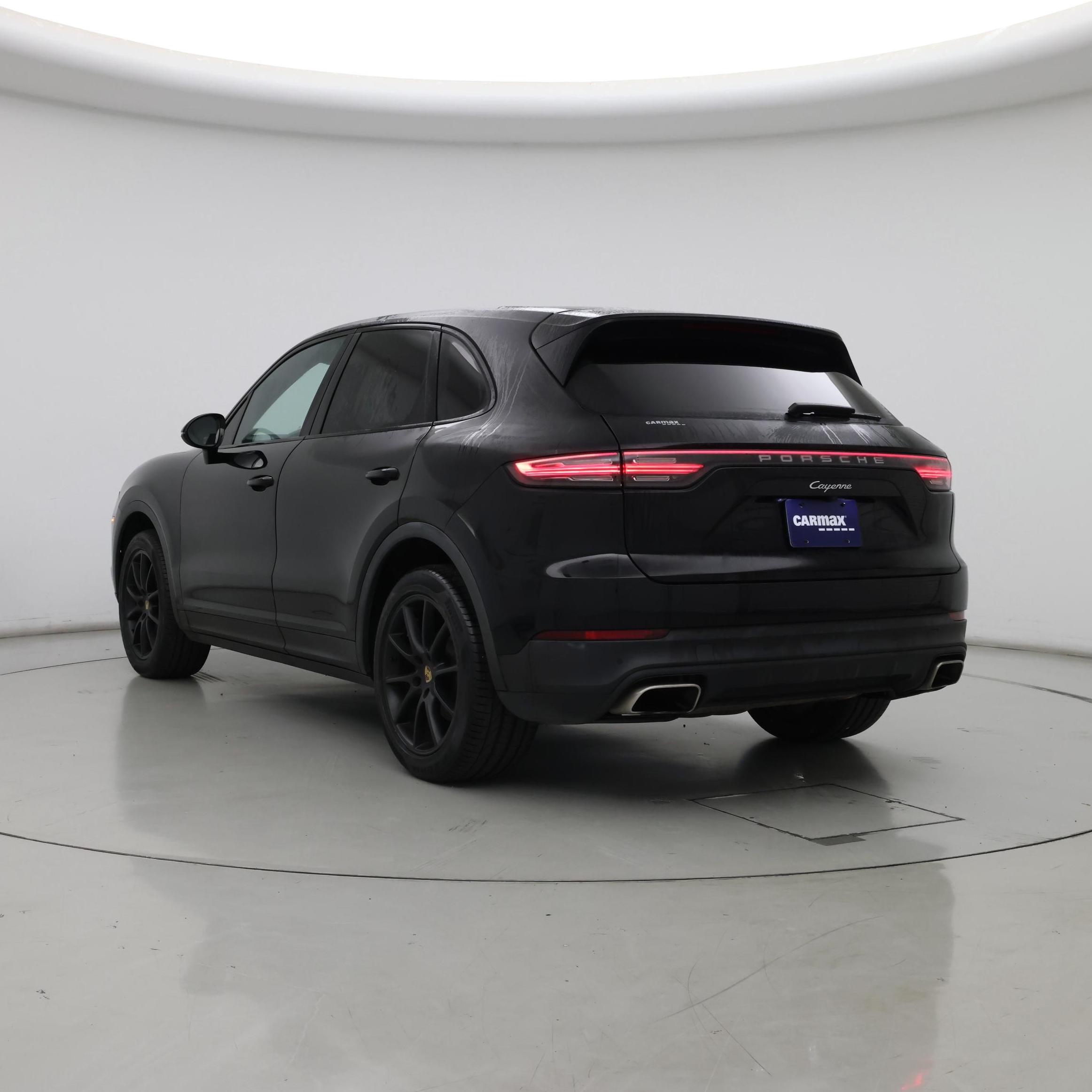 Thumbnail: 2022 Porsche Cayenne - 2