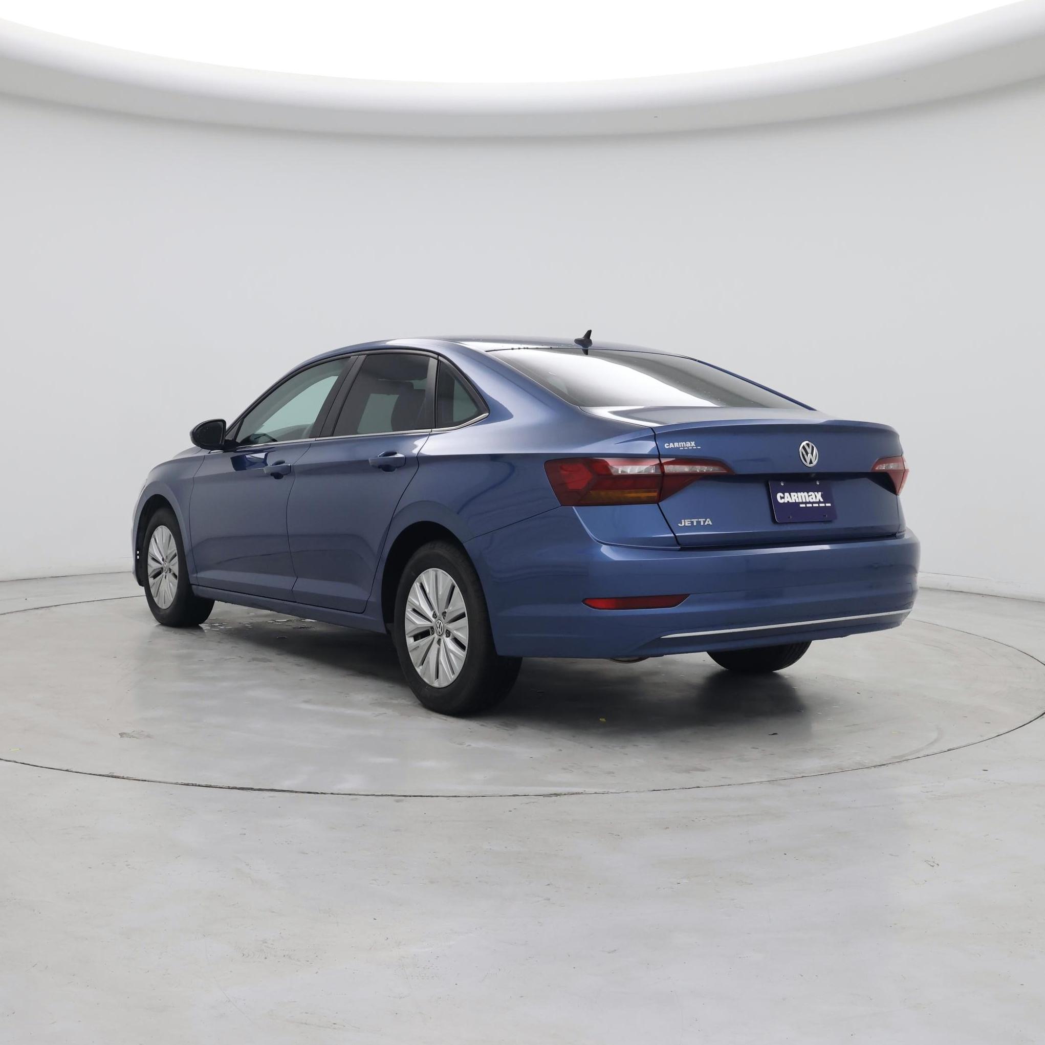 Thumbnail: 2019 Volkswagen Jetta - 2