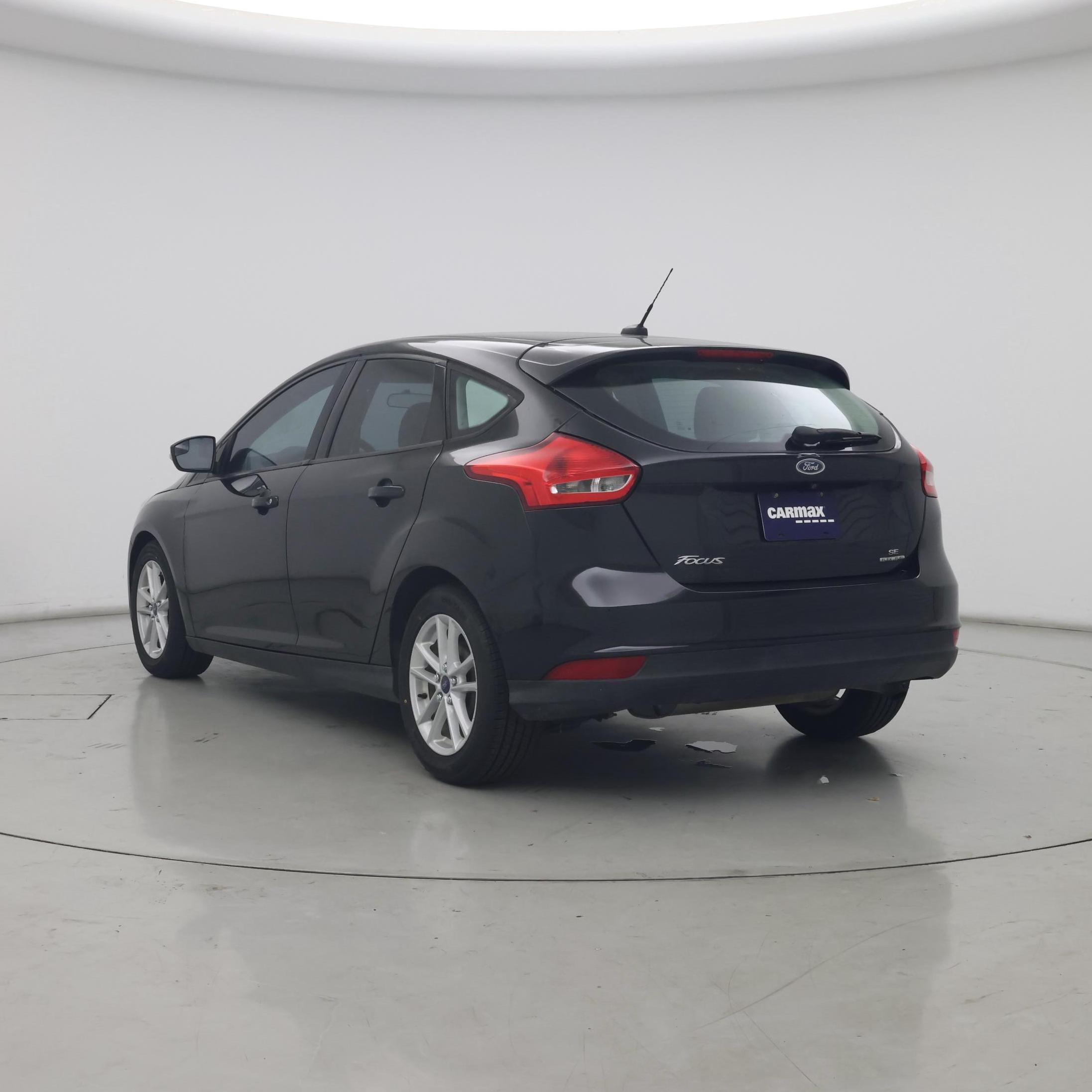 Thumbnail: 2015 Ford Focus - 2