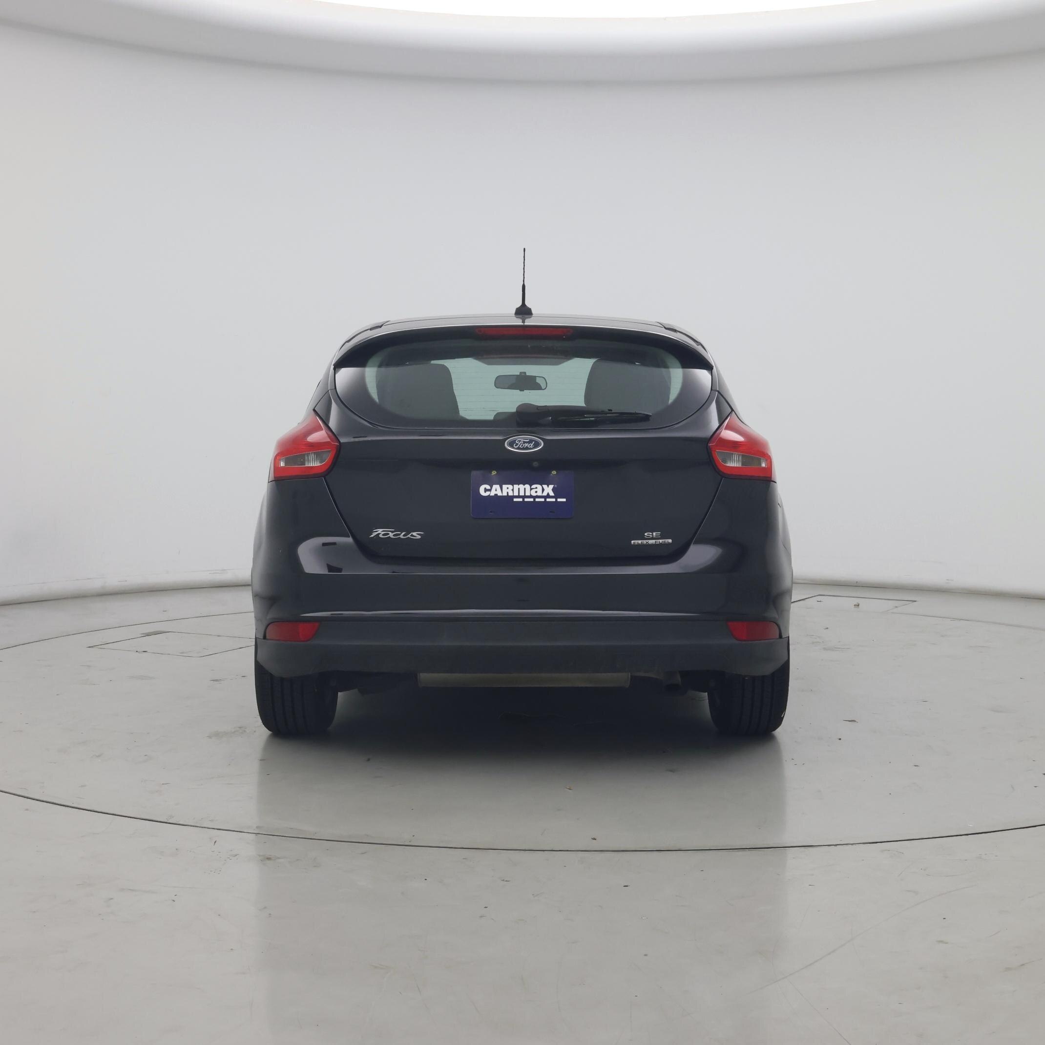 Thumbnail: 2015 Ford Focus - 6