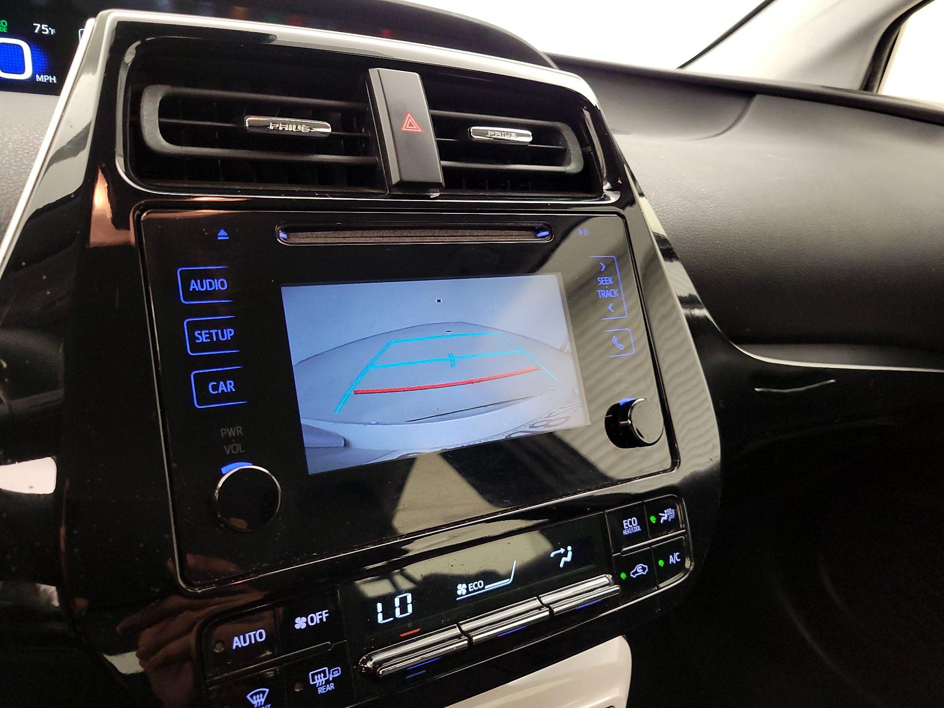 Thumbnail: 2018 Toyota Prius - 14