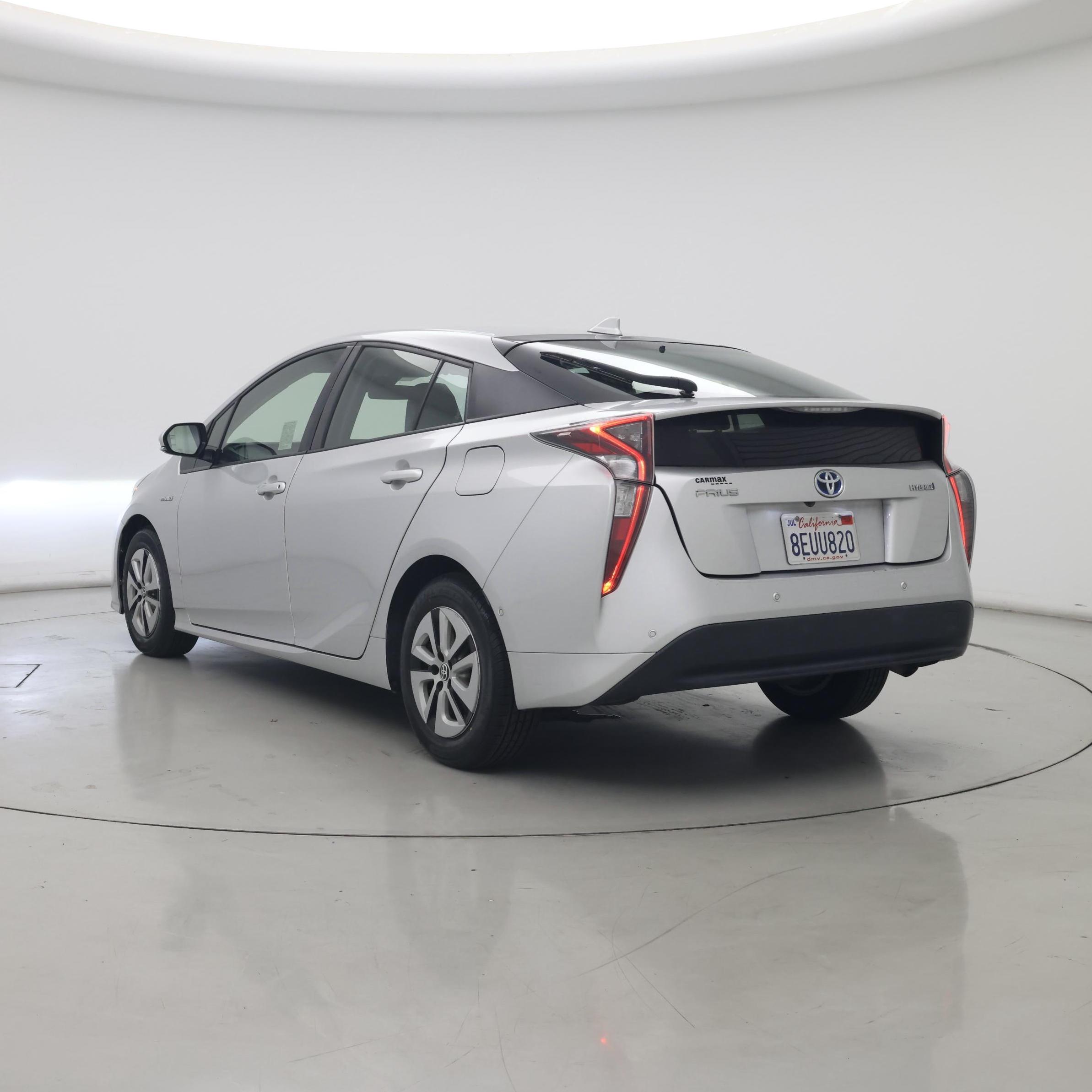Thumbnail: 2018 Toyota Prius - 2