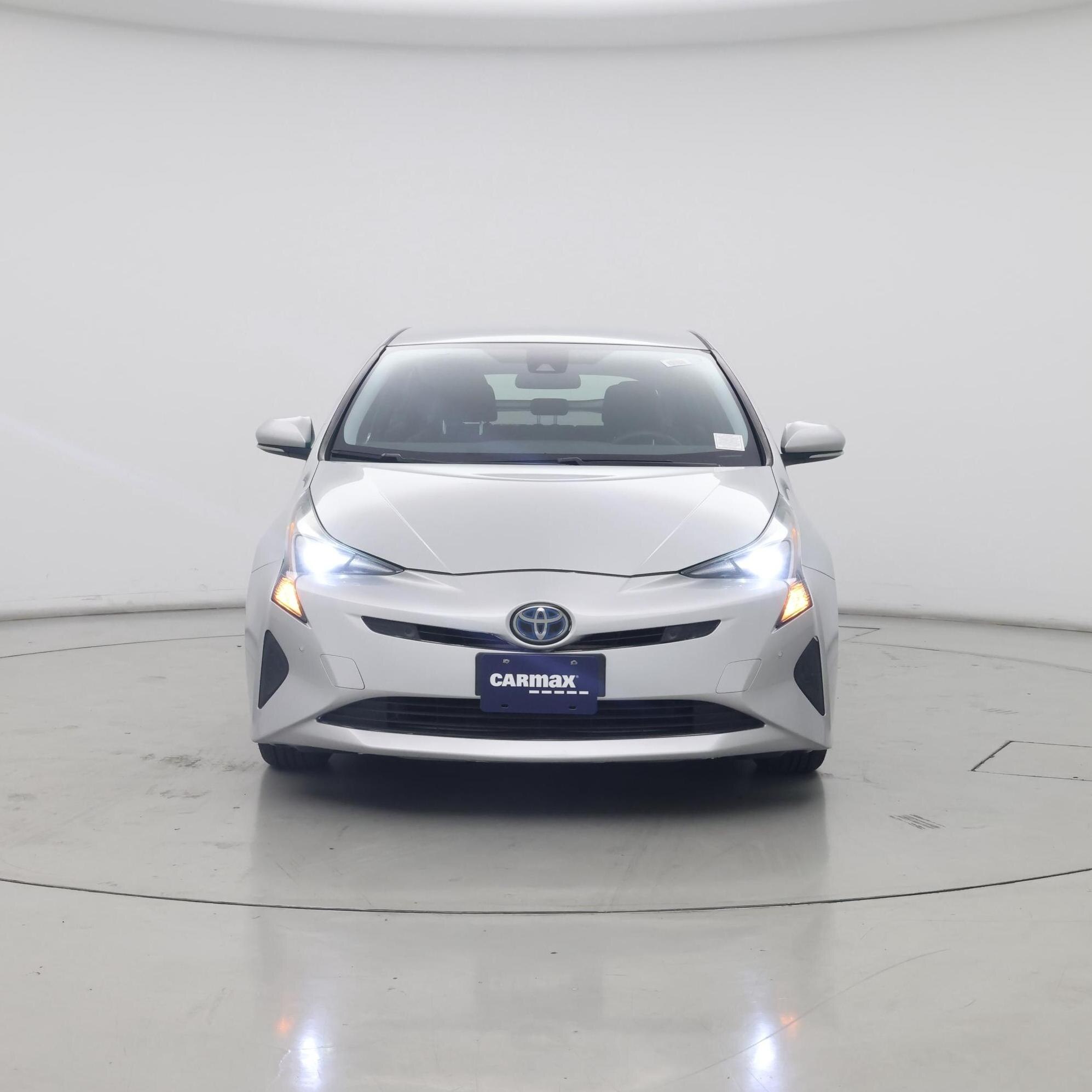 Thumbnail: 2018 Toyota Prius - 5