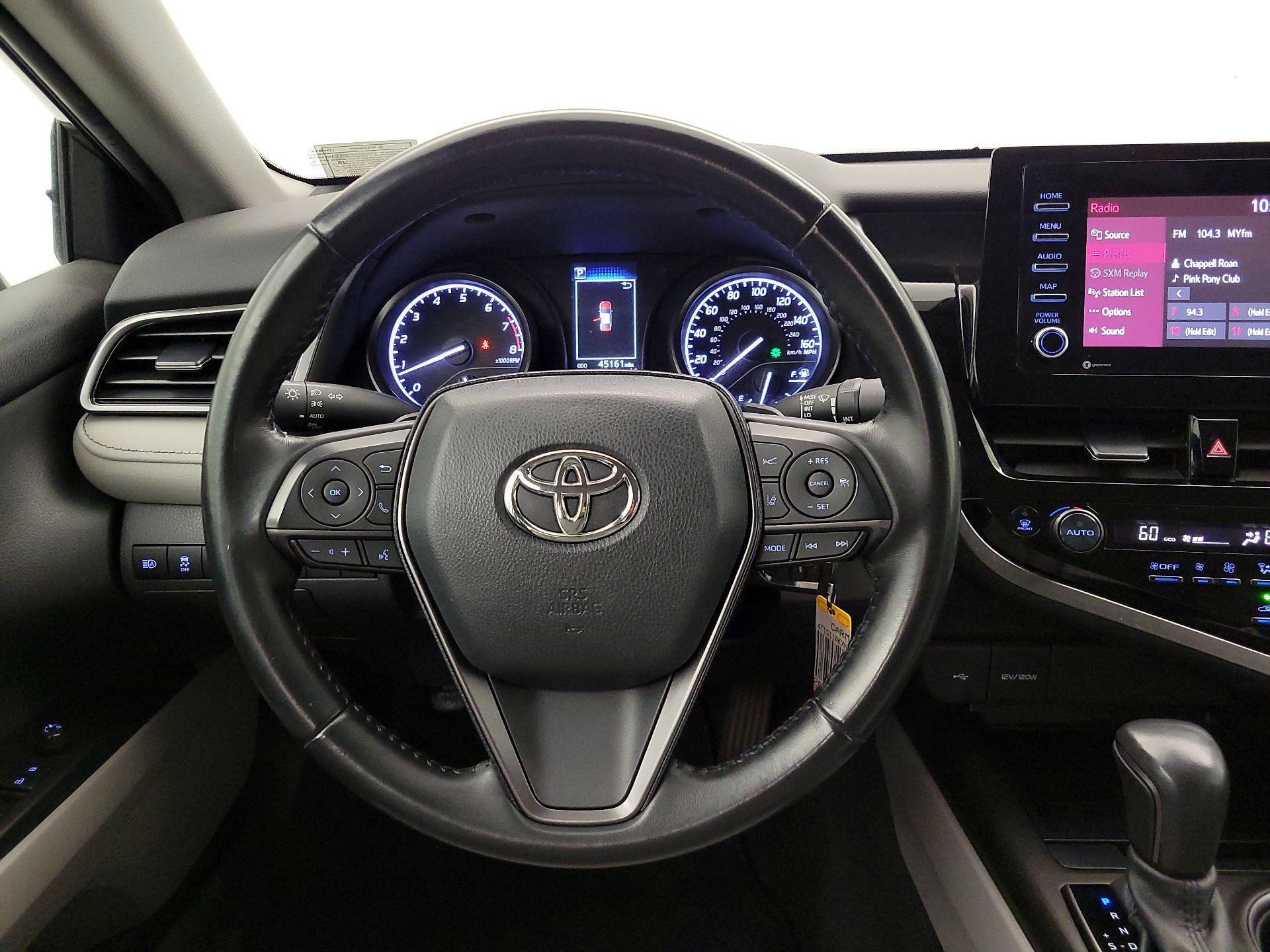 Thumbnail: 2022 Toyota Camry - 10