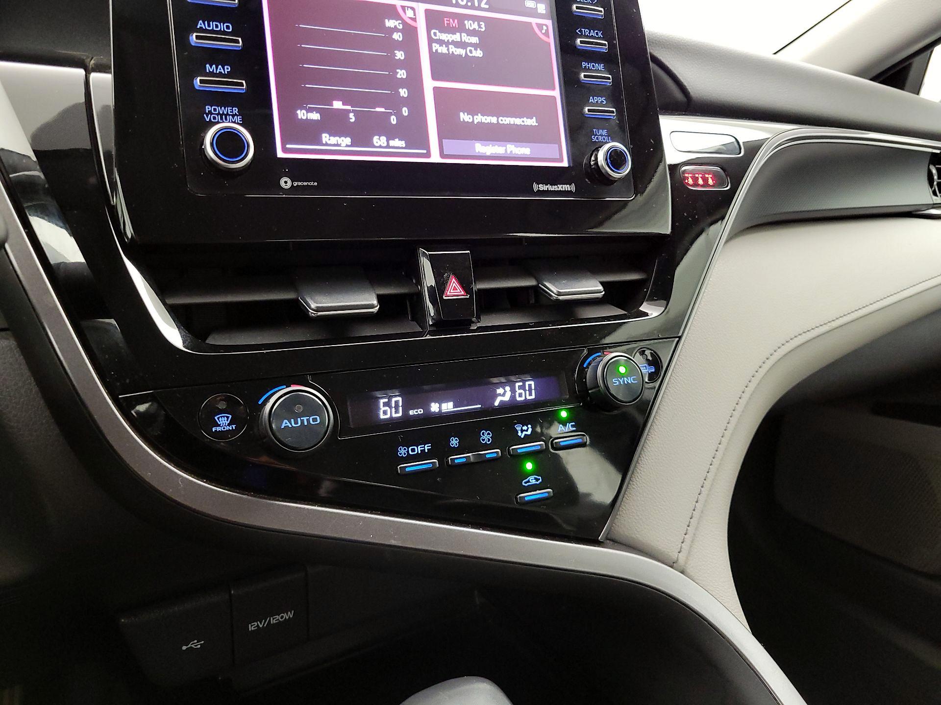 Thumbnail: 2022 Toyota Camry - 17