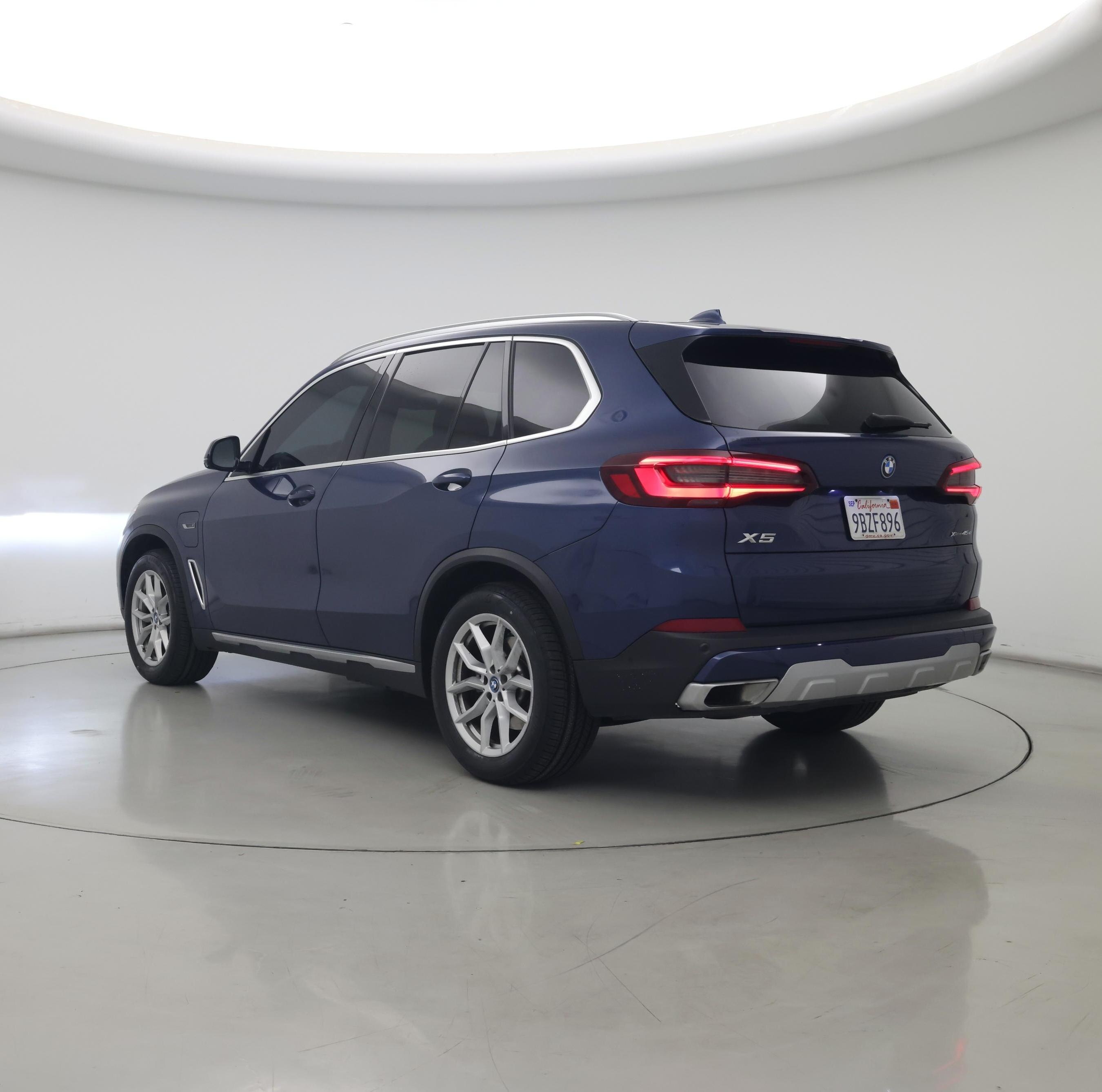 Thumbnail: 2023 BMW X5 - 2