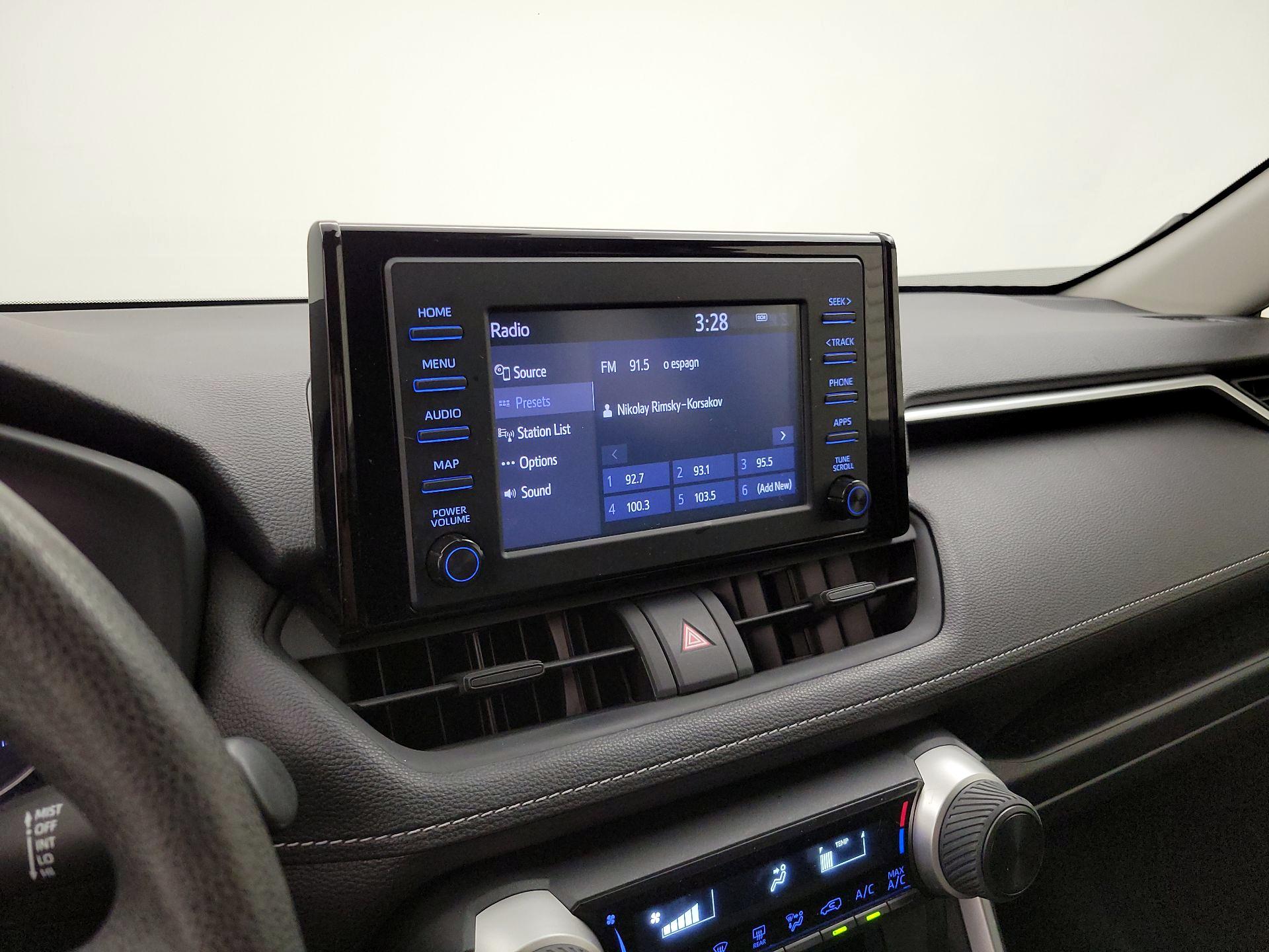 Thumbnail: 2019 Toyota RAV4 - 15