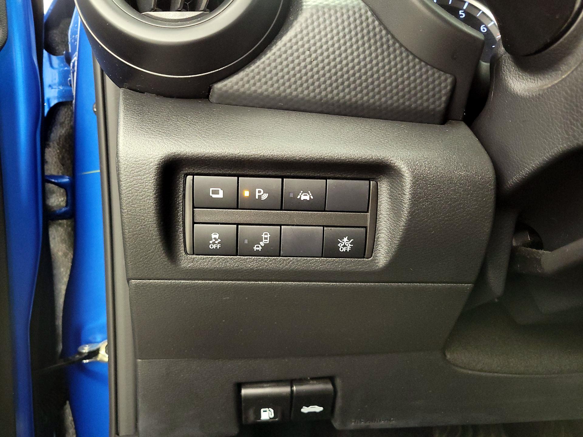 Thumbnail: 2024 Nissan Kicks - 13