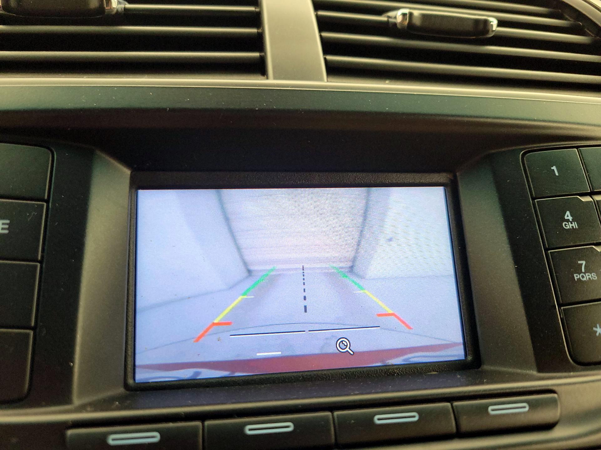 Thumbnail: 2016 Ford Explorer - 14