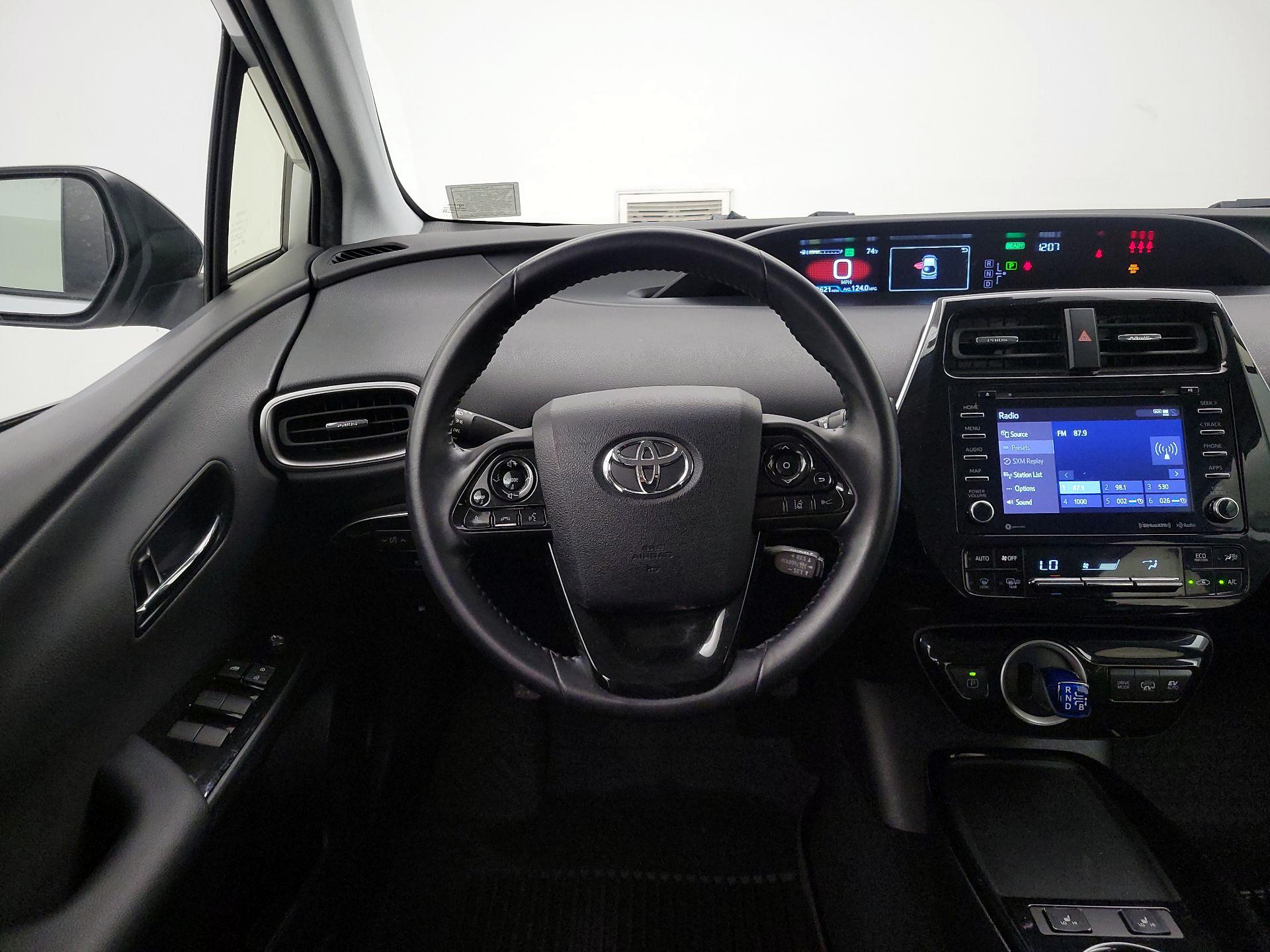 Thumbnail: 2022 Toyota Prius Prime - 10