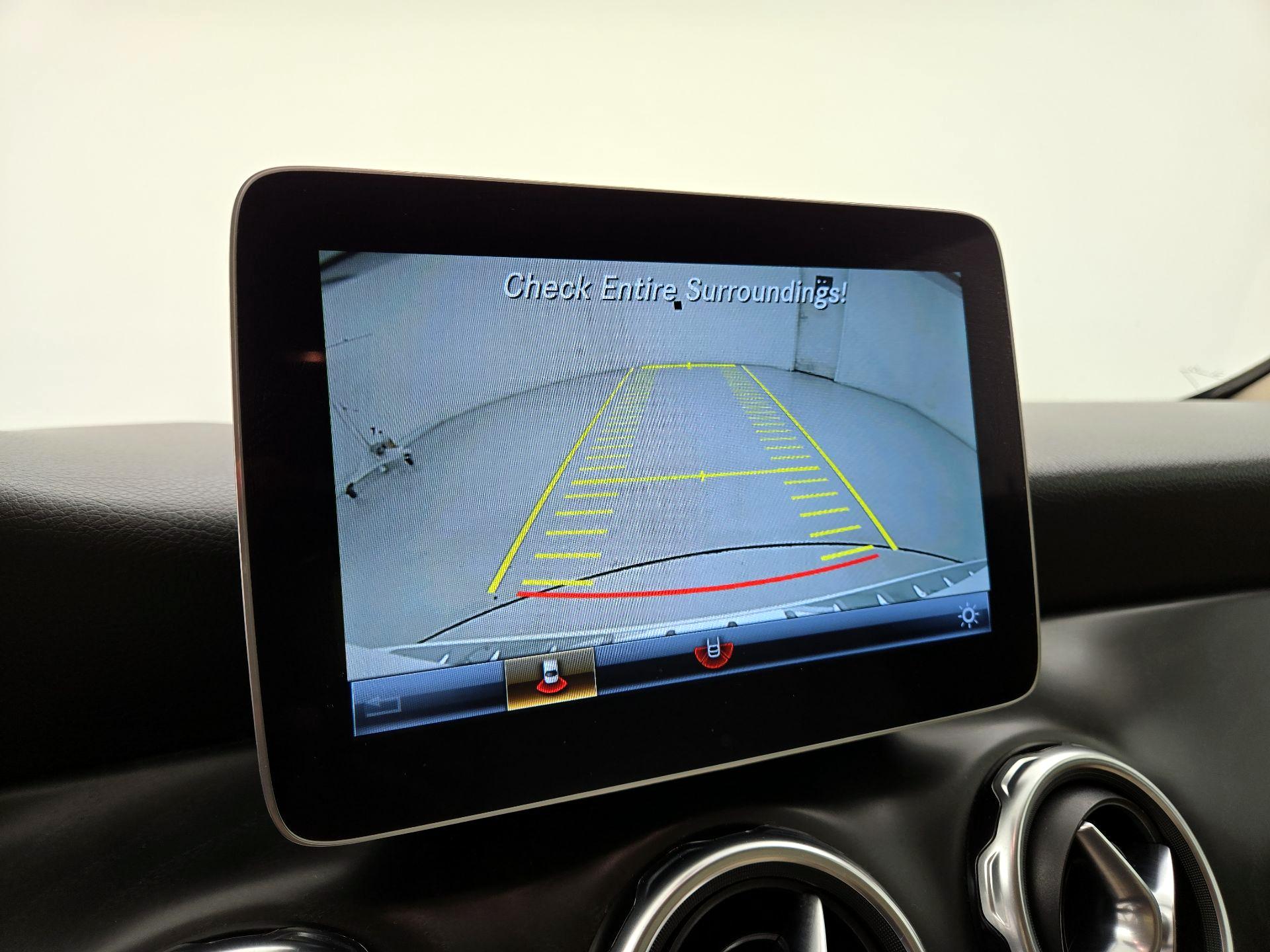 Thumbnail: 2019 Mercedes-Benz GLA - 14