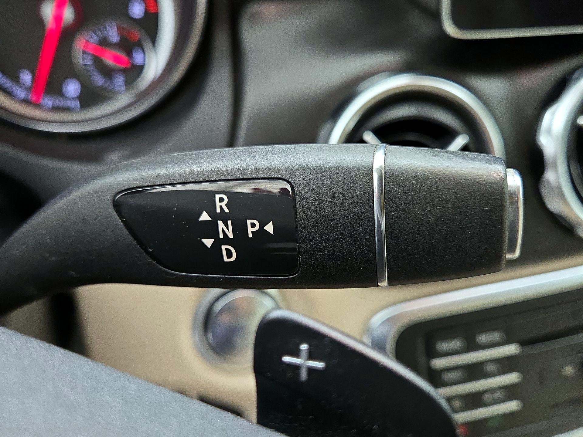 Thumbnail: 2019 Mercedes-Benz GLA - 17