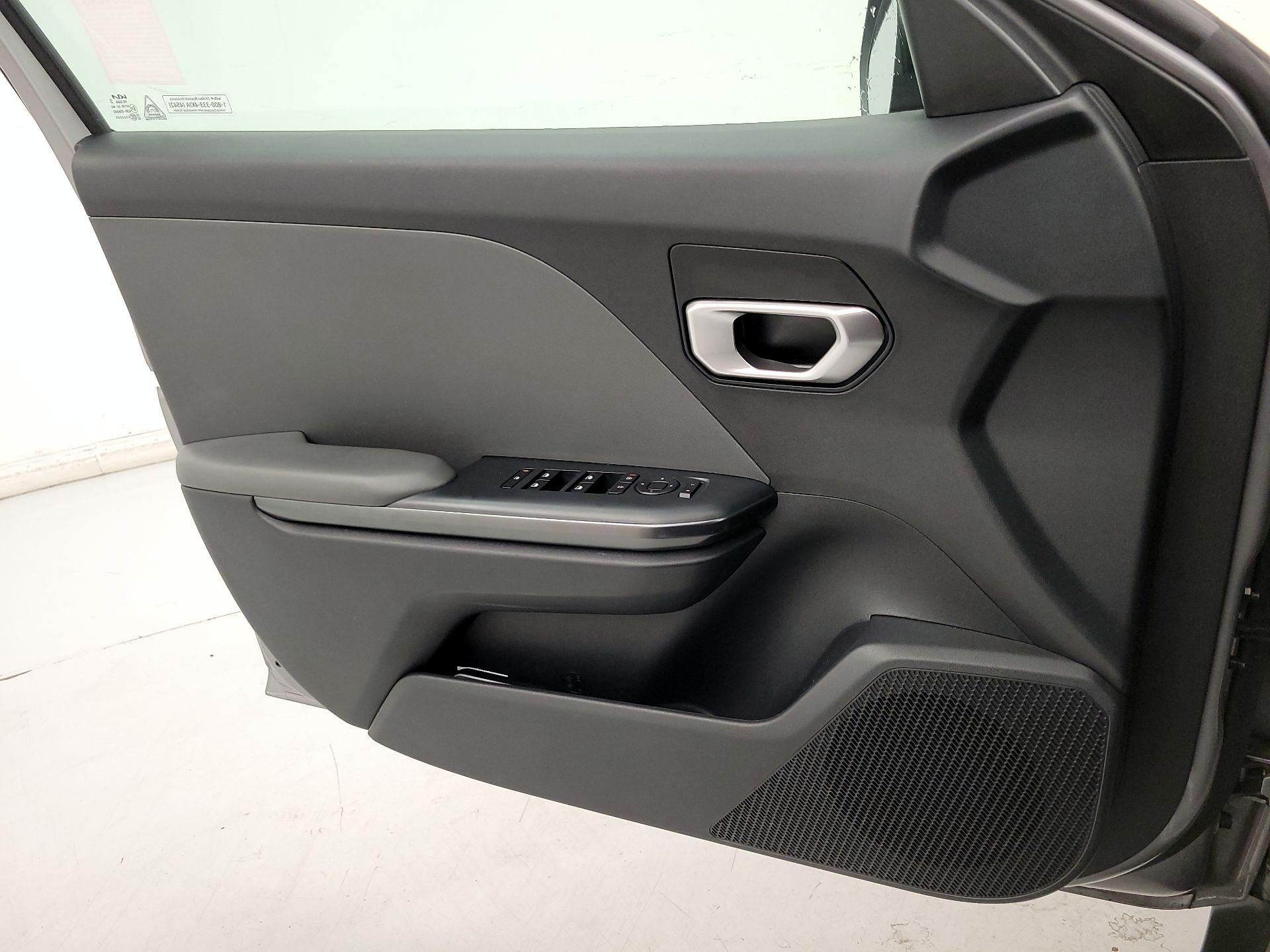 Thumbnail: 2025 Kia K4 - 12