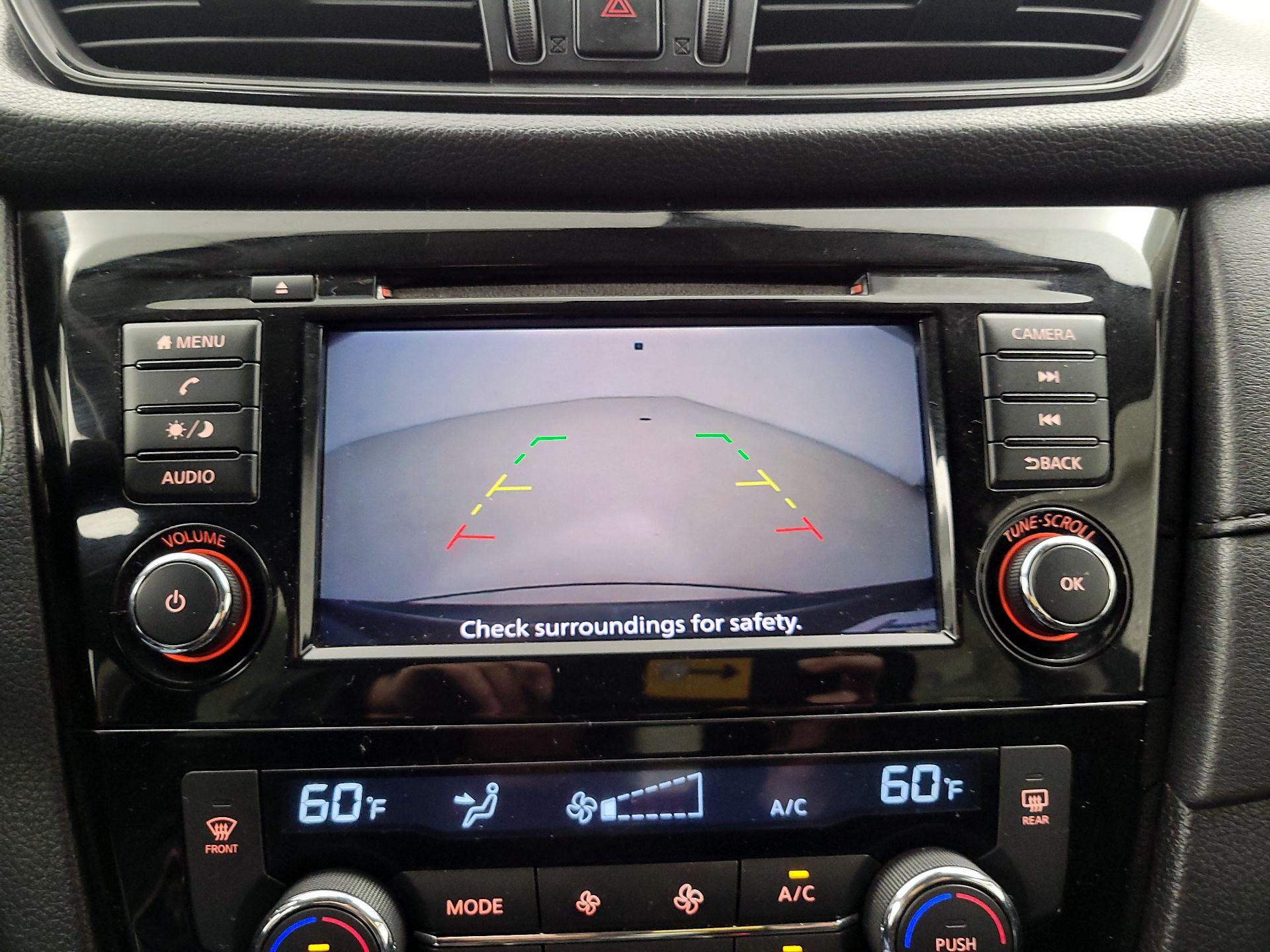 Thumbnail: 2019 Nissan Rogue - 14